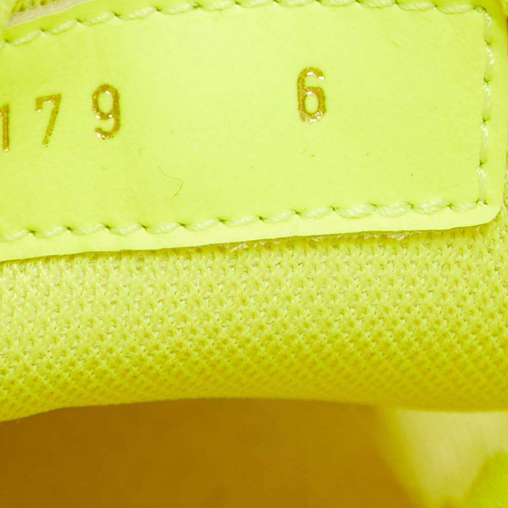 Louis Vuitton Neon Yellow Leather and Monogram Embroidered Mesh Luxembourg For Sale 2