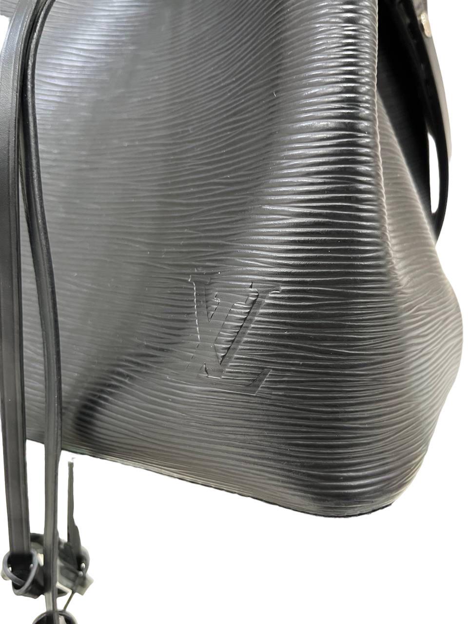 Louis Vuitton NèoNoè Black Epi Leather Top Shoulder Bag 5