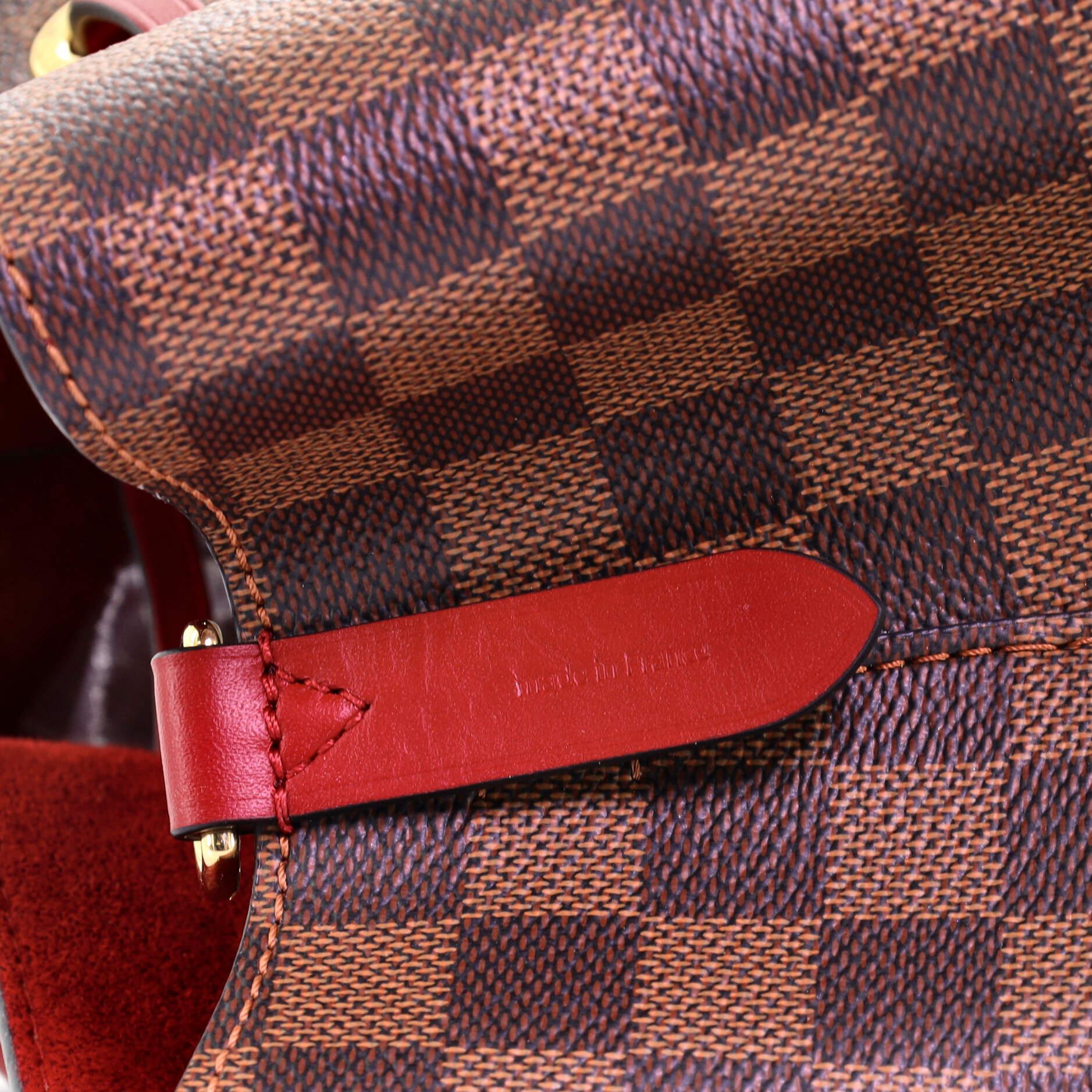 Louis Vuitton NeoNoe Handbag Damier MM In Good Condition In NY, NY