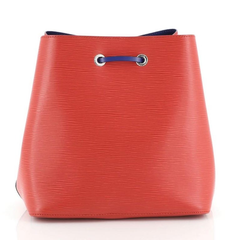Louis Vuitton NeoNoe Handbag Epi Leather For Sale at 1stdibs