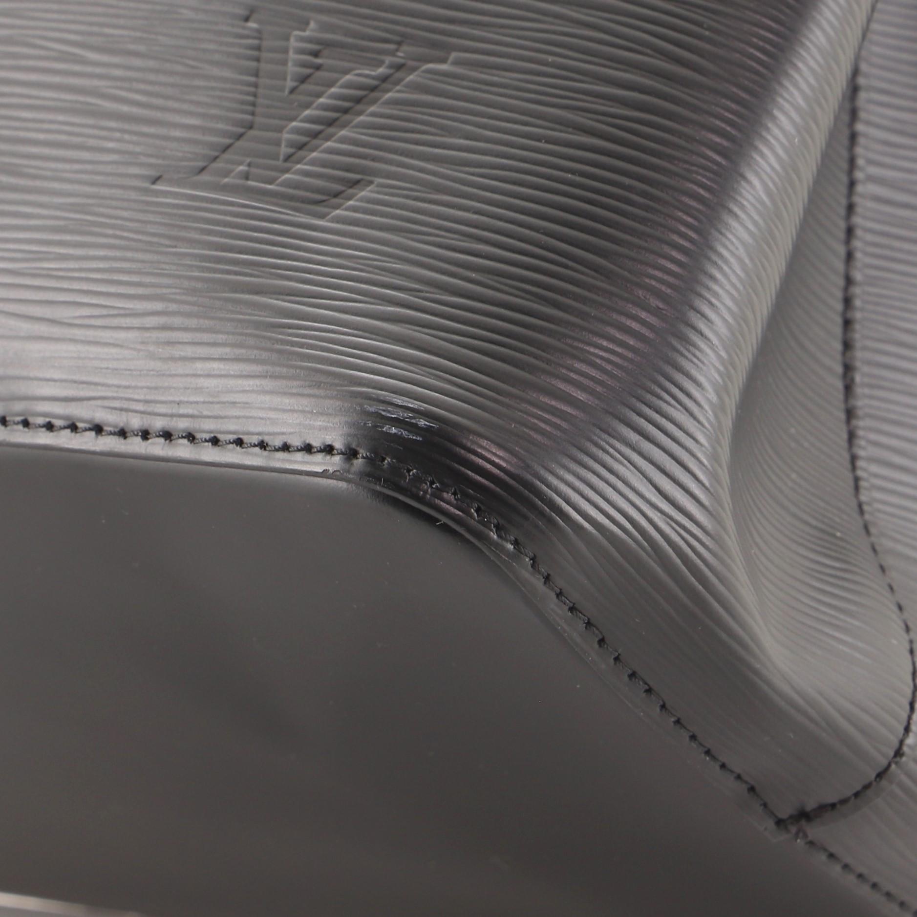 Louis Vuitton NeoNoe Handbag Epi Leather MM 1