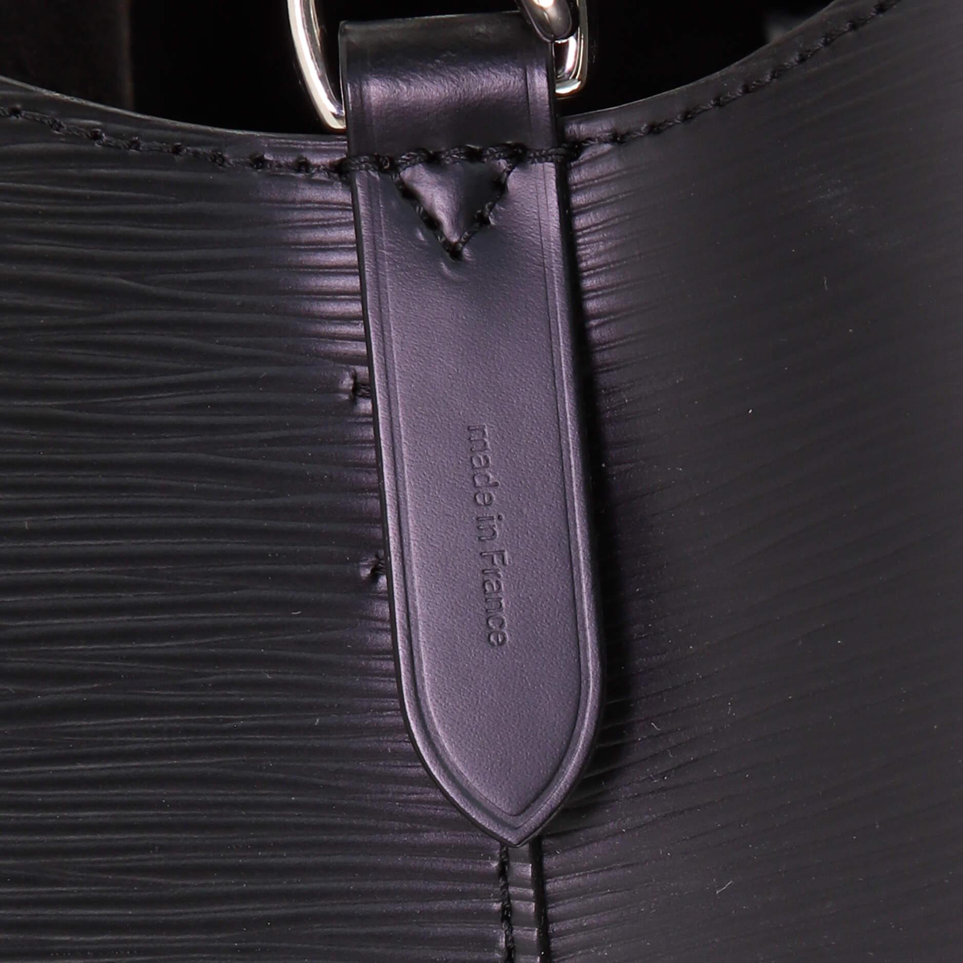 Louis Vuitton NeoNoe Handbag Epi Leather MM 2