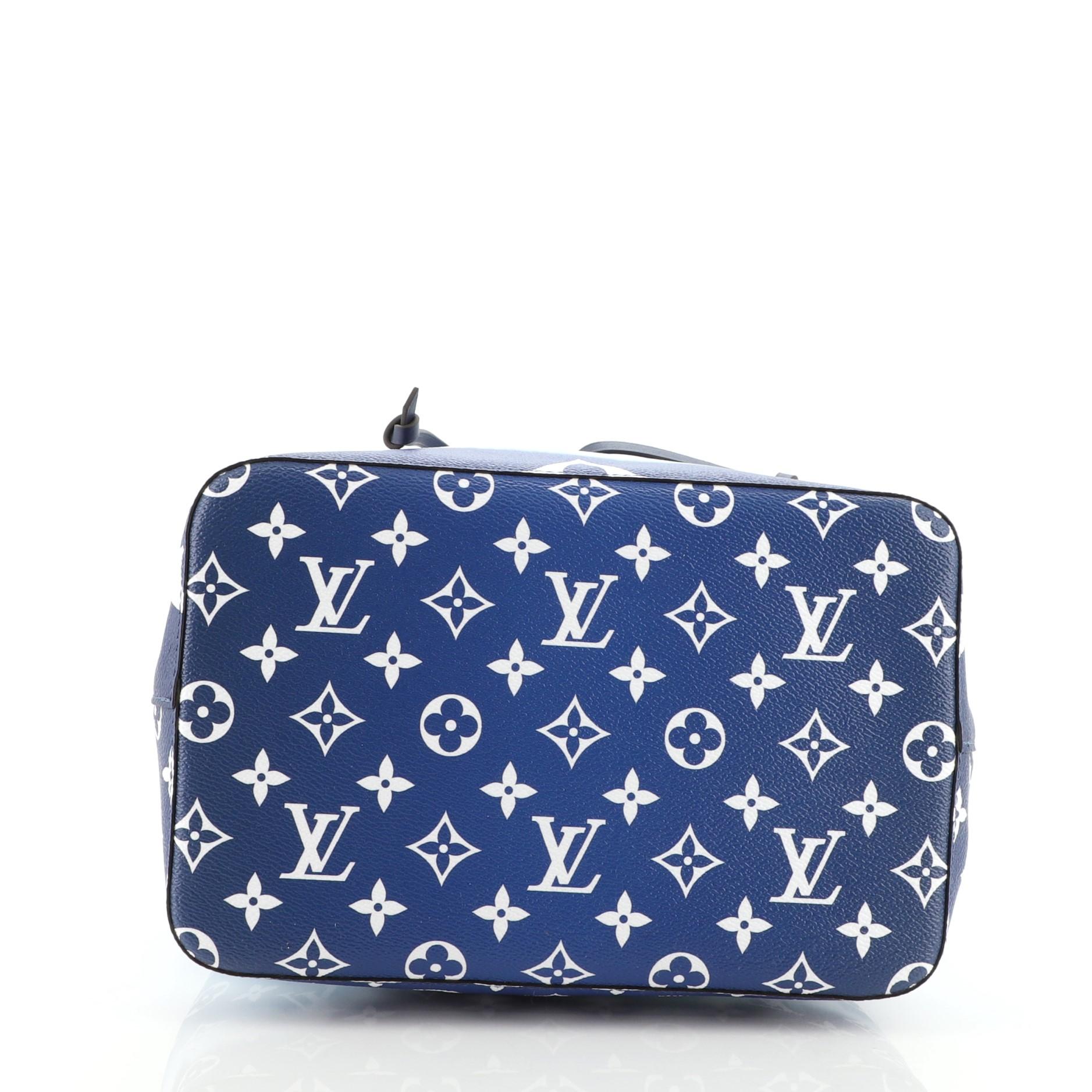 Louis Vuitton NeoNoe Handbag Limited Edition Escale Monogram Giant MM In Good Condition In NY, NY