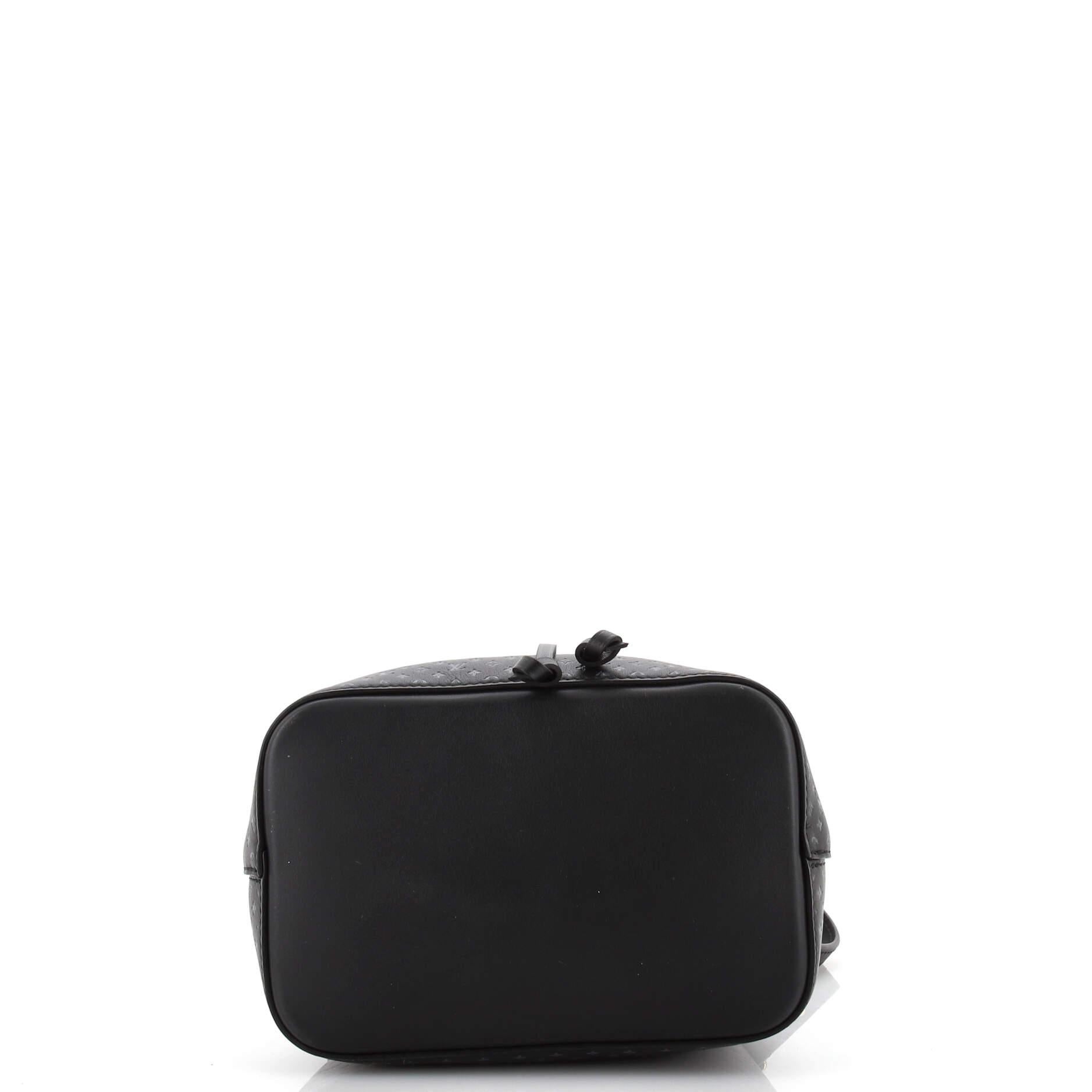 De las mujeres Bolso Louis Vuitton NeoNoe Nano Monograma Piel BB