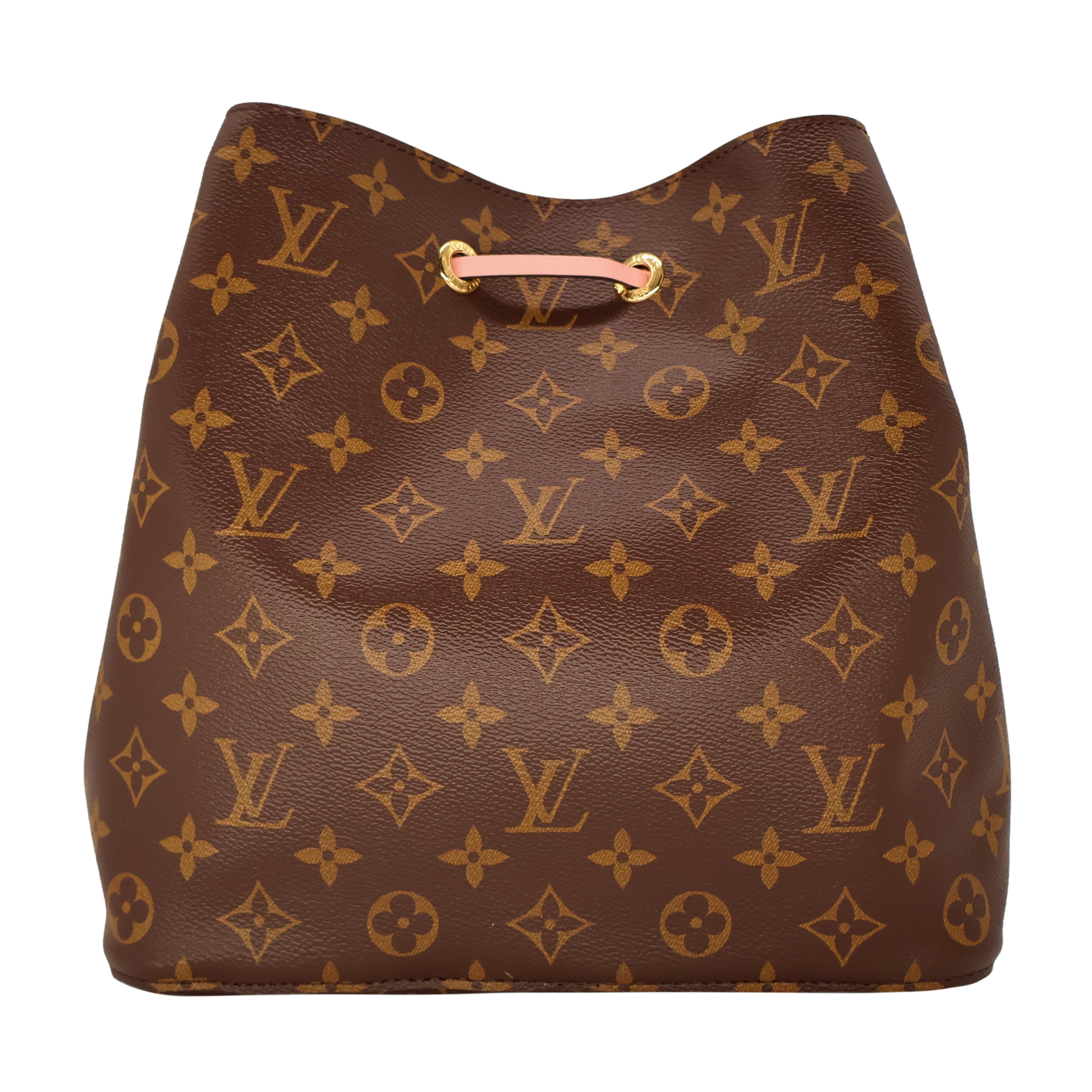 Louis Vuitton “NéoNoé” Monogram Rose Poudre Leather Shoulder Bucket Bag, 2017. In Excellent Condition For Sale In Banner Elk, NC
