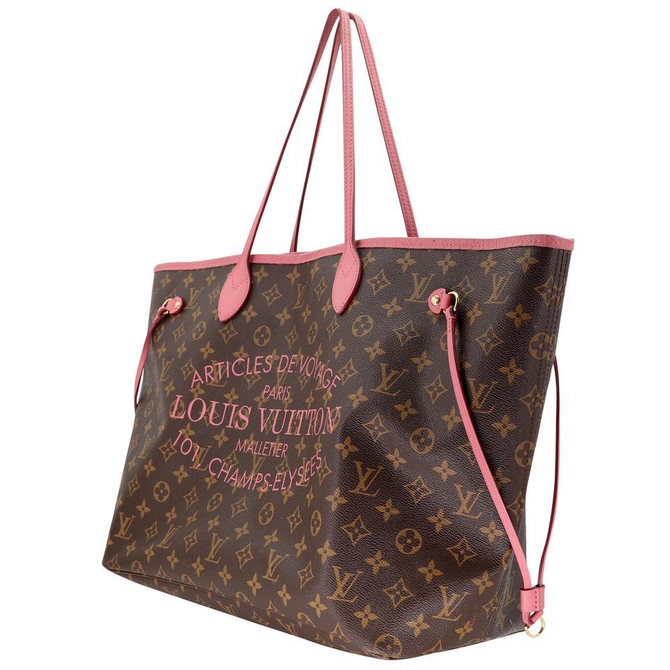 Here is another amazing piece by Louis Vuitton. This stylish model is composed of classic Louis Vuitton monogram on toile canvas with a limited edition pink printed Articles De Voyage at the face. The tote features matching rose pink vachetta