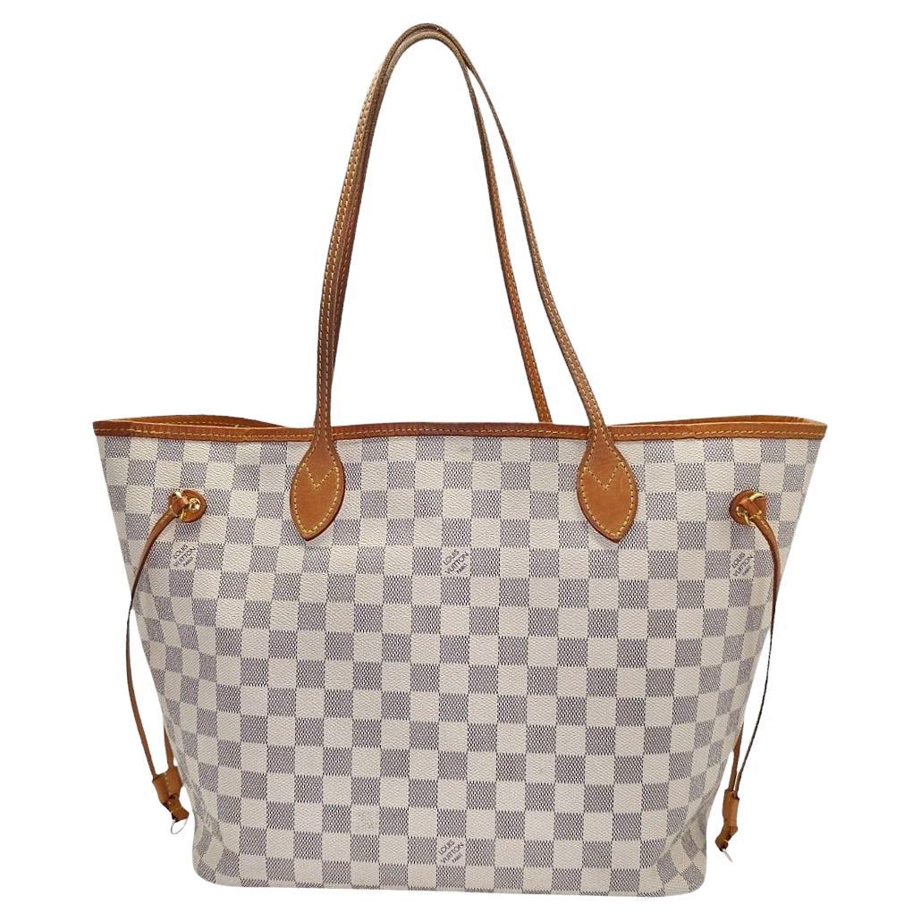 Louis Vuitton Neverfull Bag