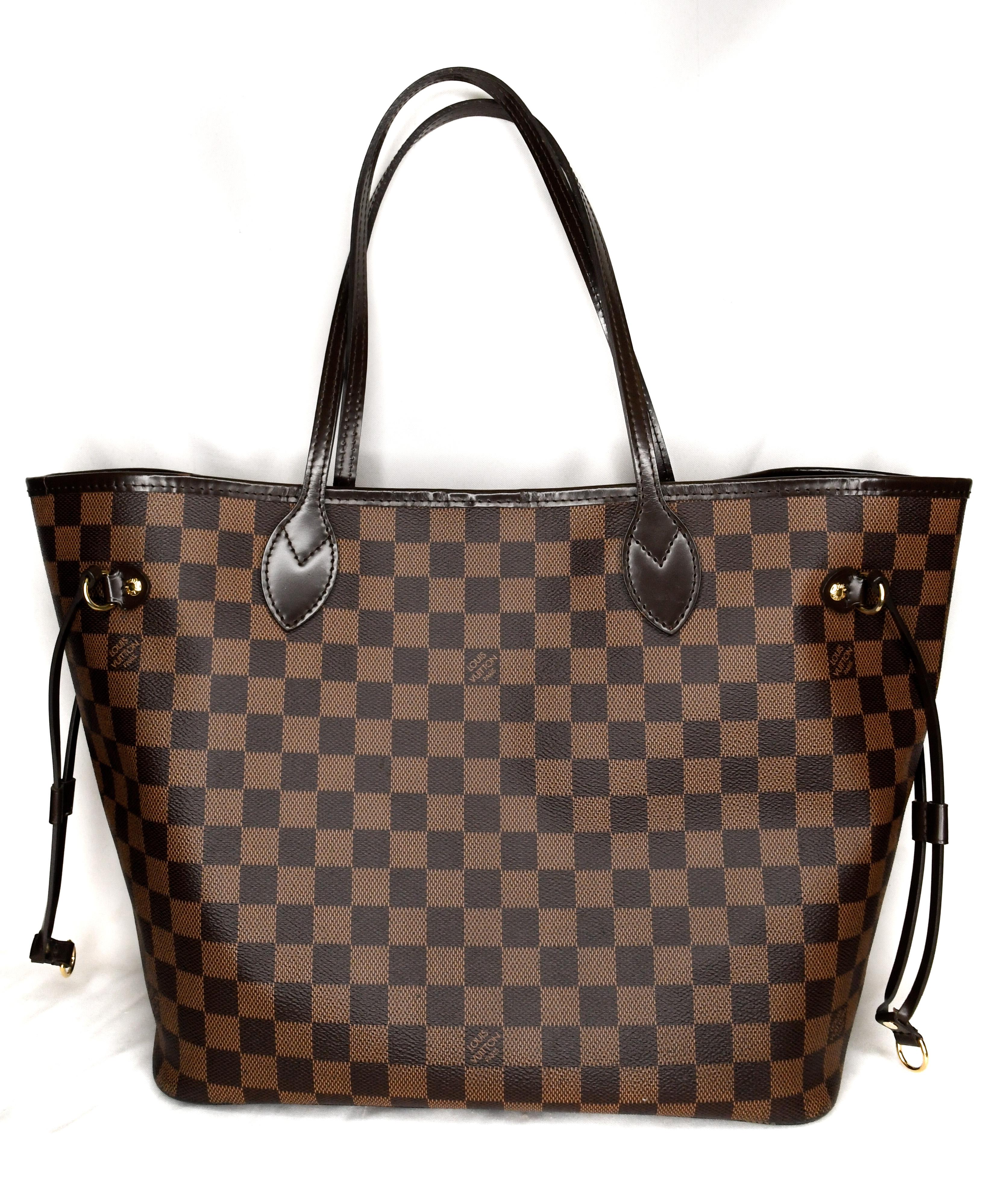 Louis Vuitton Neverfull Damier Ebene MM With Pouch  In Good Condition In Palm Beach, FL