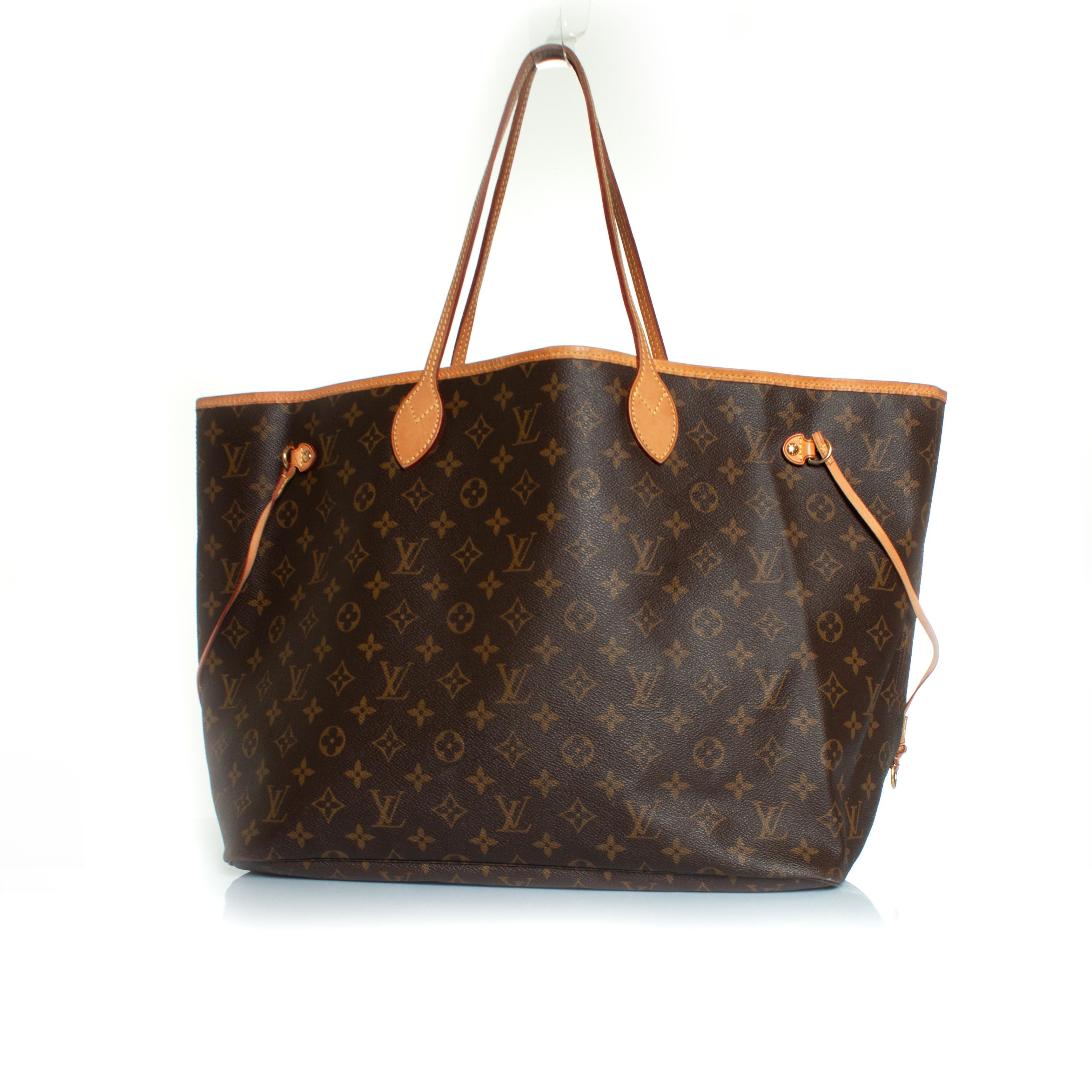 Women's Louis Vuitton, Neverfull GM in monogram canvas