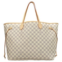 LOUIS VUITTON, Neverfull in white canvas