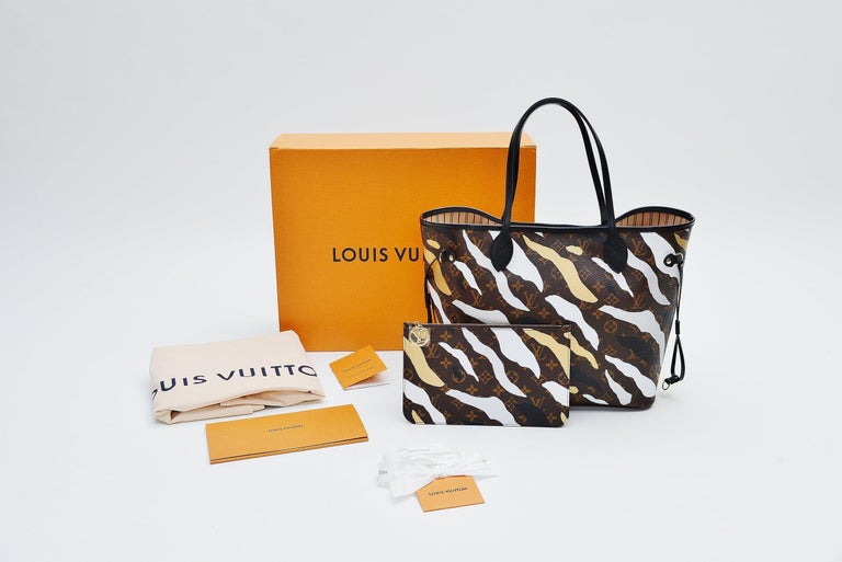 Neverfull Louis Vuitton Lol League is Legends MM Multiple colors Cloth  ref.215520 - Joli Closet