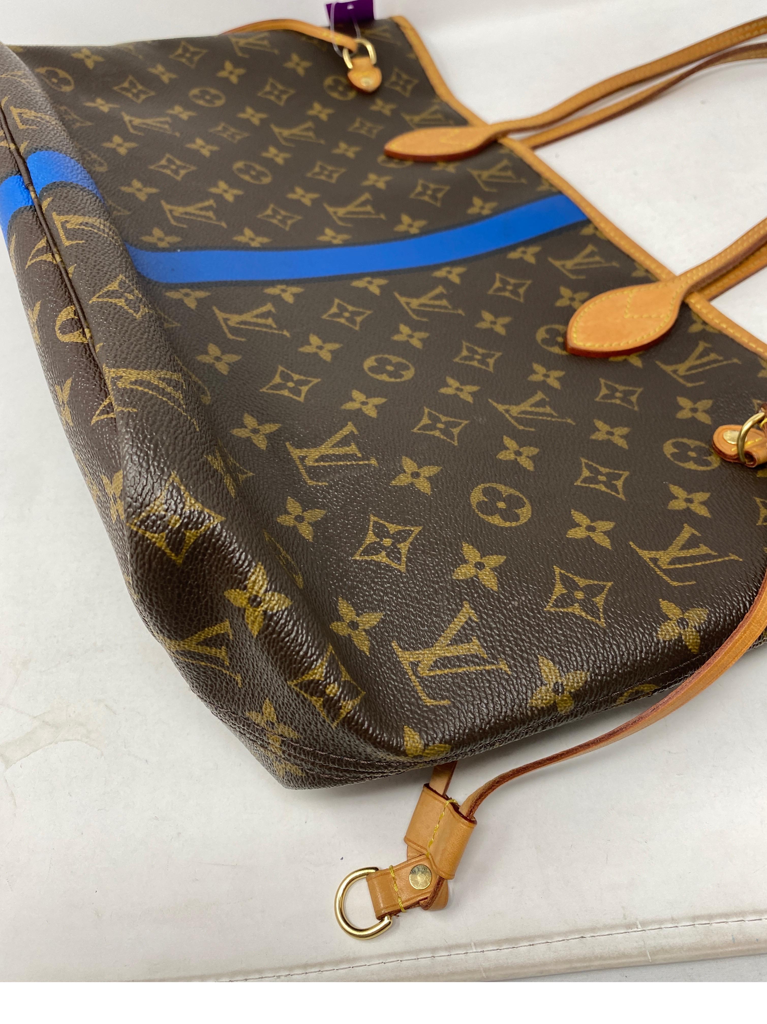 Louis Vuitton Neverfull MM Bag  6