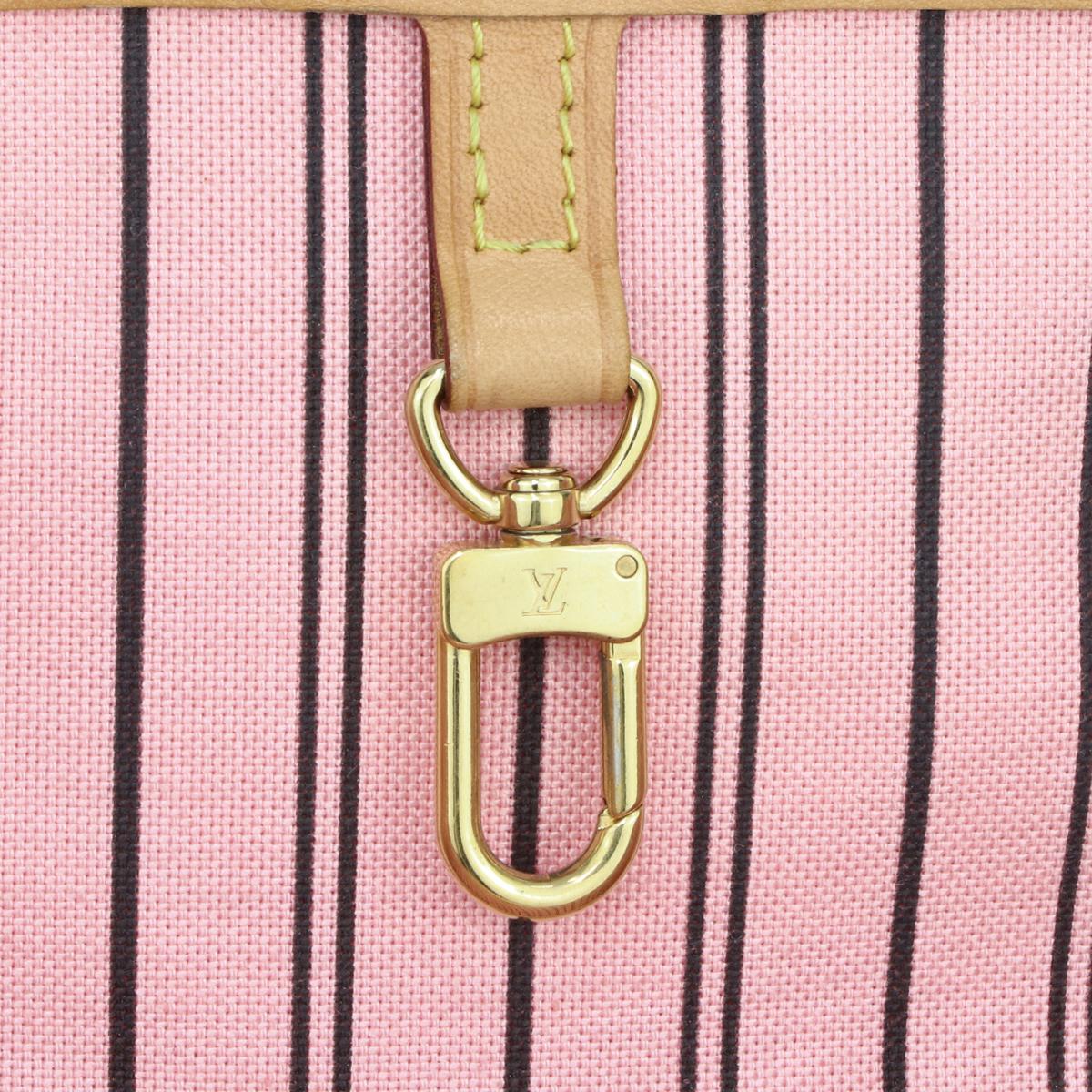 Louis Vuitton Neverfull MM Bag in Monogram Jungle Dots 2016 Limited Edition For Sale 10