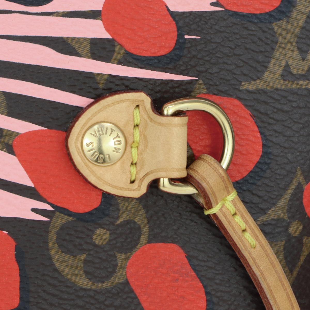 Louis Vuitton Neverfull MM Bag in Monogram Jungle Dots 2016 Limited Edition For Sale 1