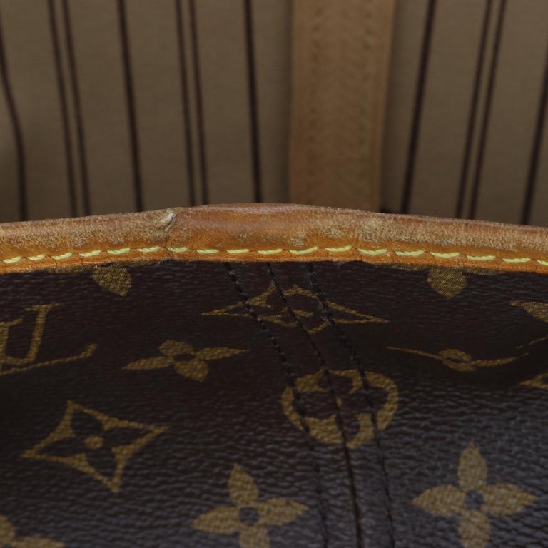 Authentic Louis Vuitton Monogram Neverfull MM w/ Beige Interior