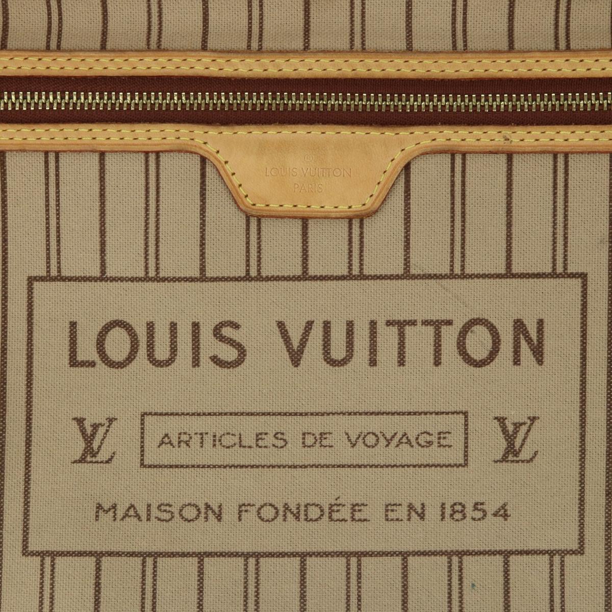 Louis Vuitton Neverfull MM Bag in Monogram with Beige Interior 2017 For Sale 11