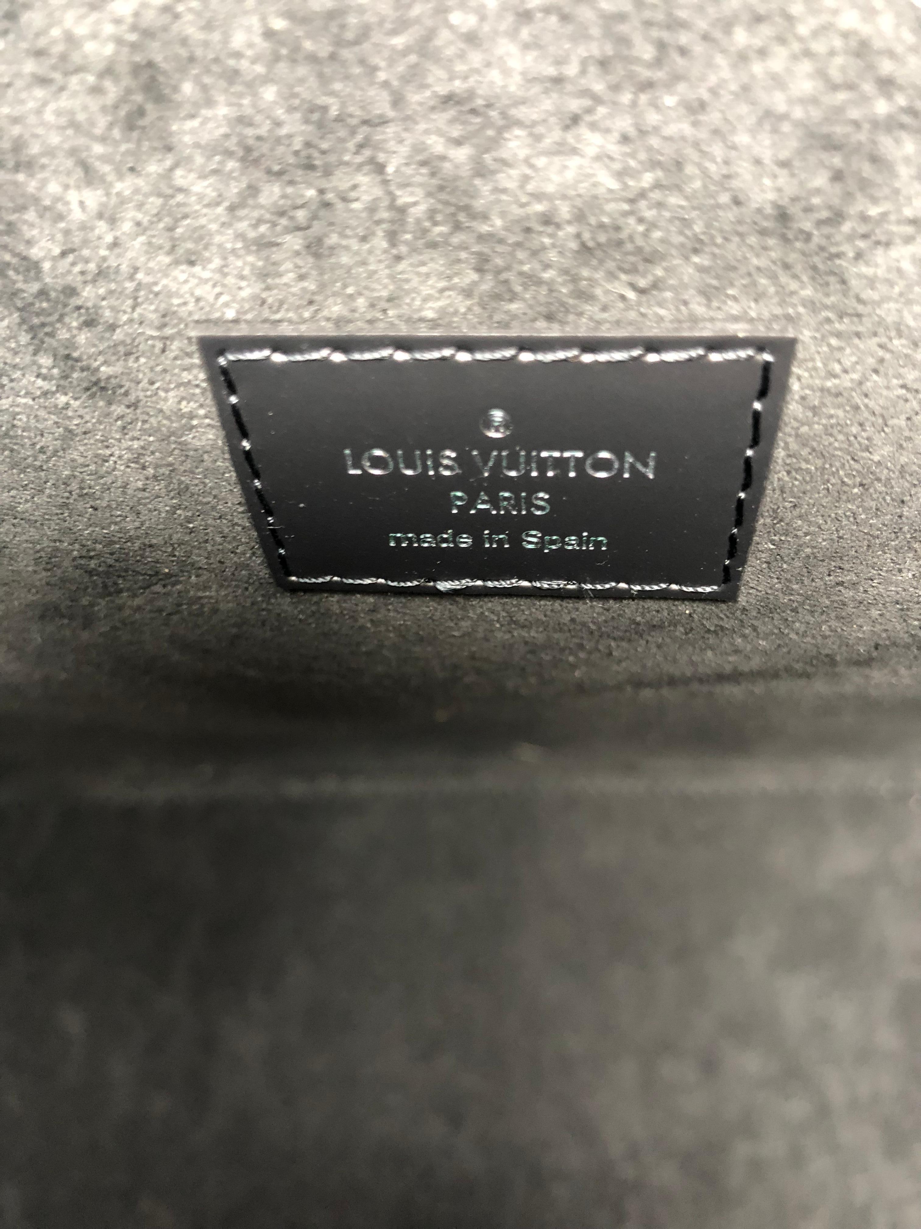 Louis Vuitton Neverfull MM Black Epi 6