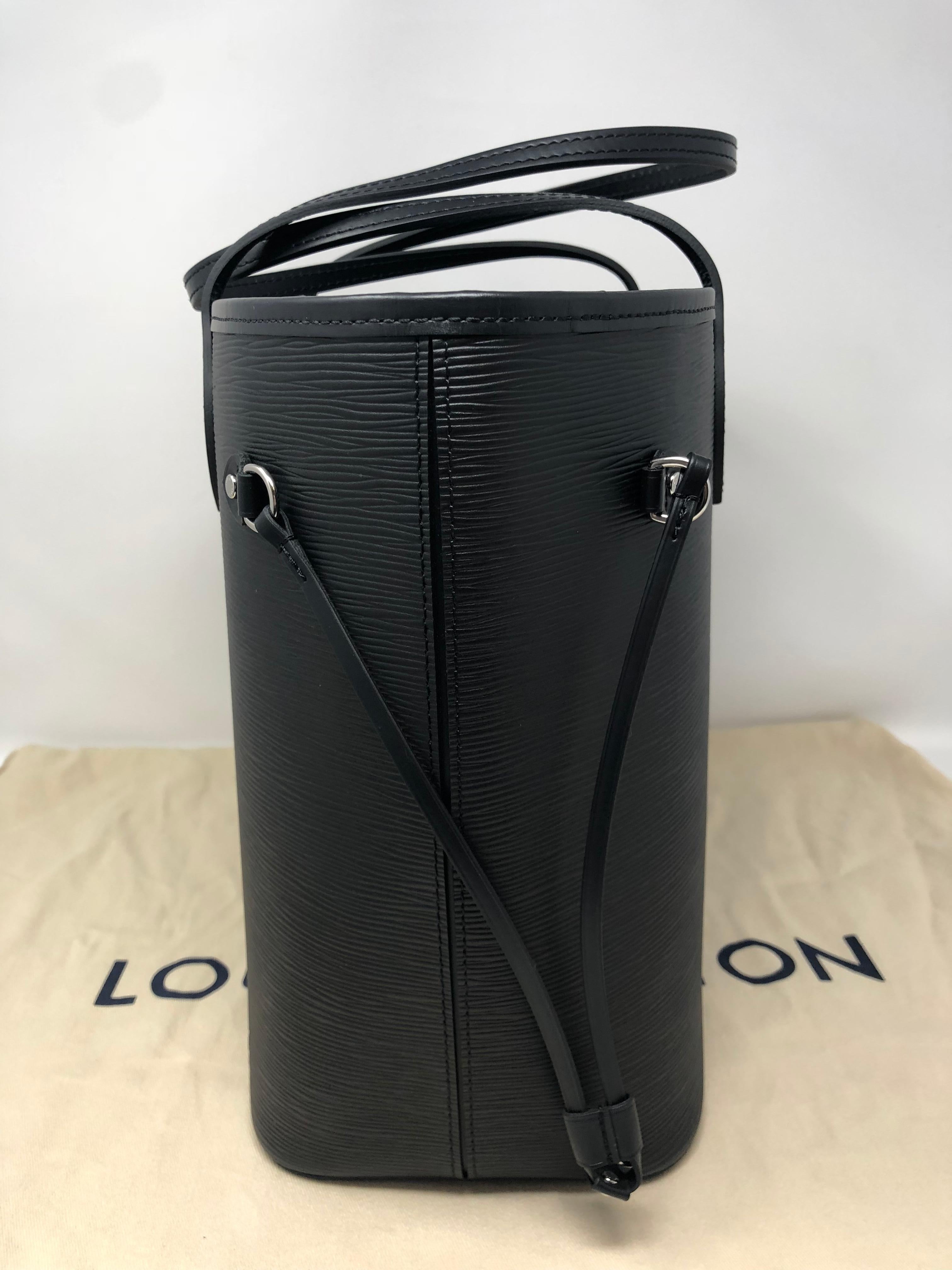 Louis Vuitton Neverfull MM Black Epi 3