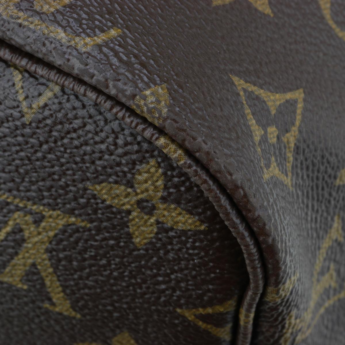 Louis Vuitton Neverfull MM Ikat Bag in Monogram Fuchsia 2013 Limited Edition For Sale 7