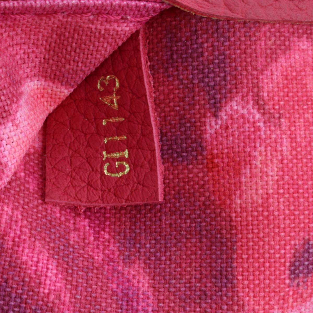 Louis Vuitton Neverfull MM Ikat Bag in Monogram Fuchsia 2013 Limited Edition For Sale 15