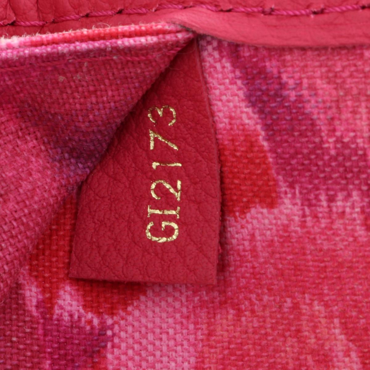 Louis Vuitton Neverfull MM Ikat Bag in Monogram Fuchsia 2013 Limited Edition For Sale 14