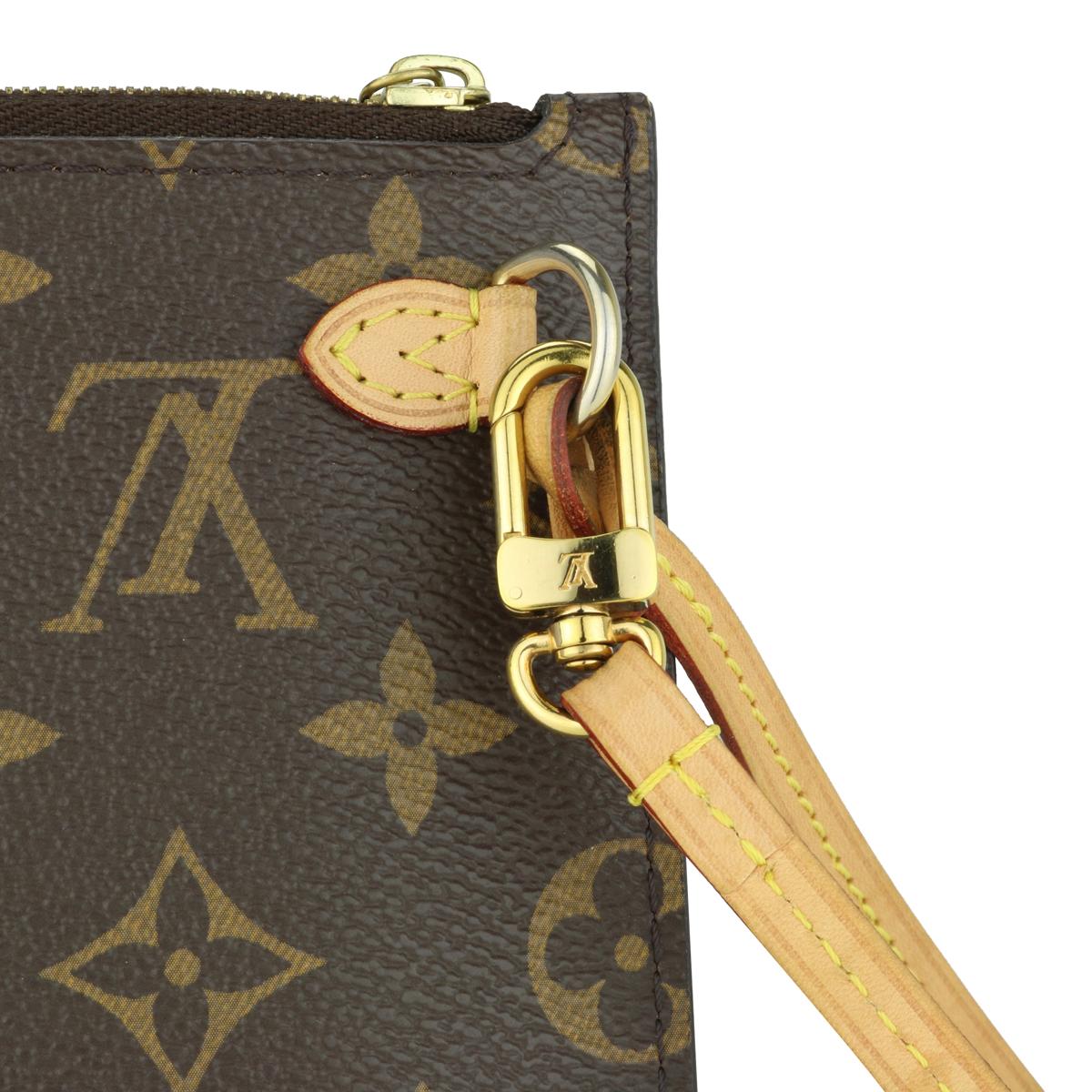 Louis Vuitton Neverfull MM Pochette Pouch in Monogram with Beige Interior 2016 In Good Condition In Huddersfield, GB
