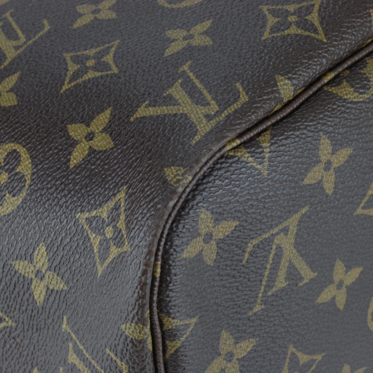 Louis Vuitton Neverfull MM Tote in Monogram with Beige Interior 2018 For Sale 4