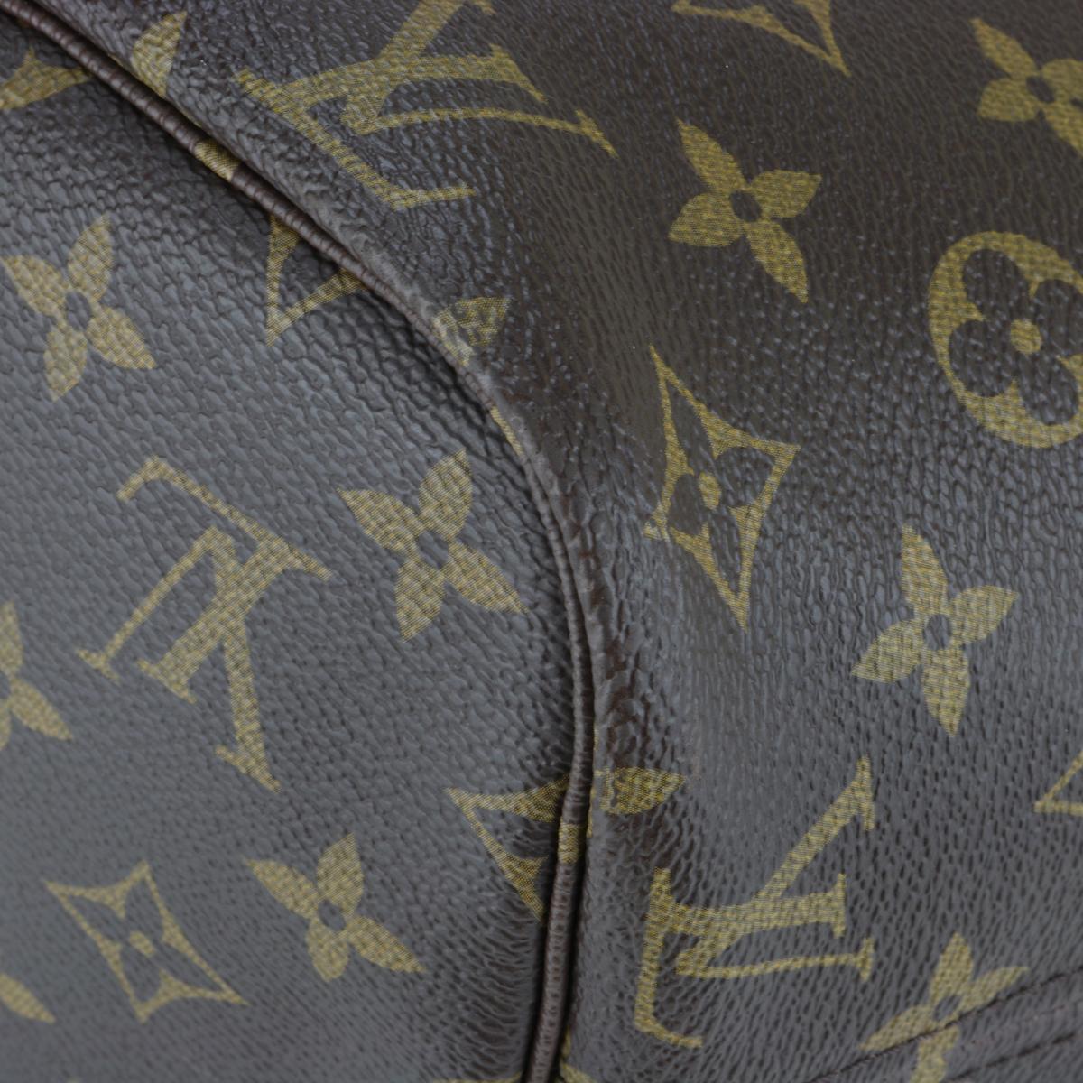 Louis Vuitton Neverfull MM Tote in Monogram with Beige Interior 2018 6
