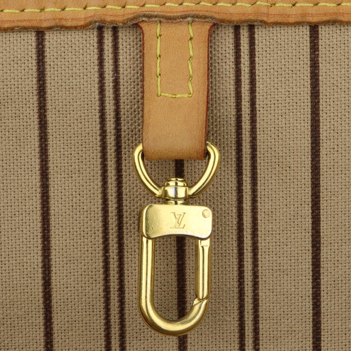 Louis Vuitton Neverfull MM Tote in Monogram with Beige Interior 2018 10