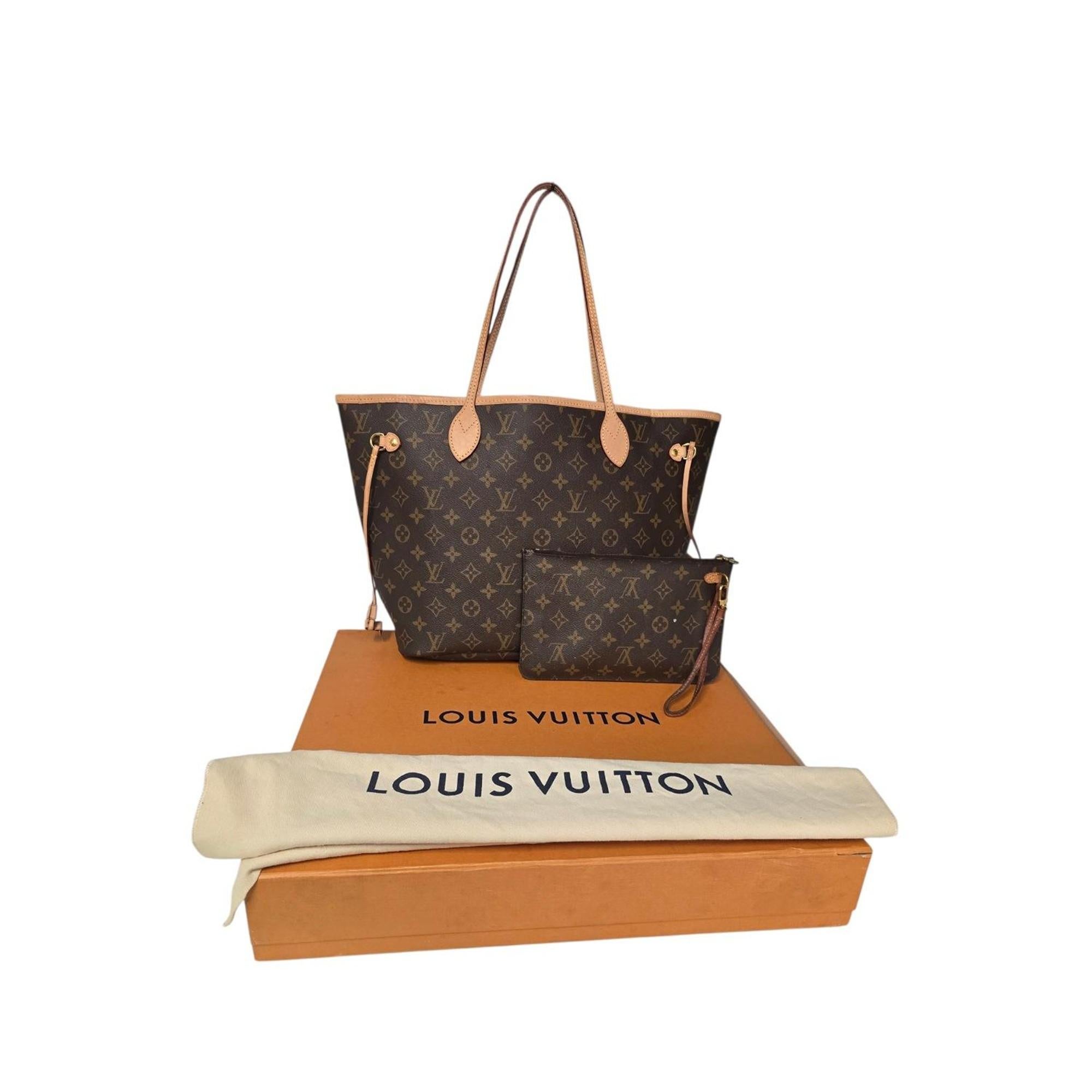 Louis Vuitton Neverfull Monogram Canvas MM Tote with Pouch en venta