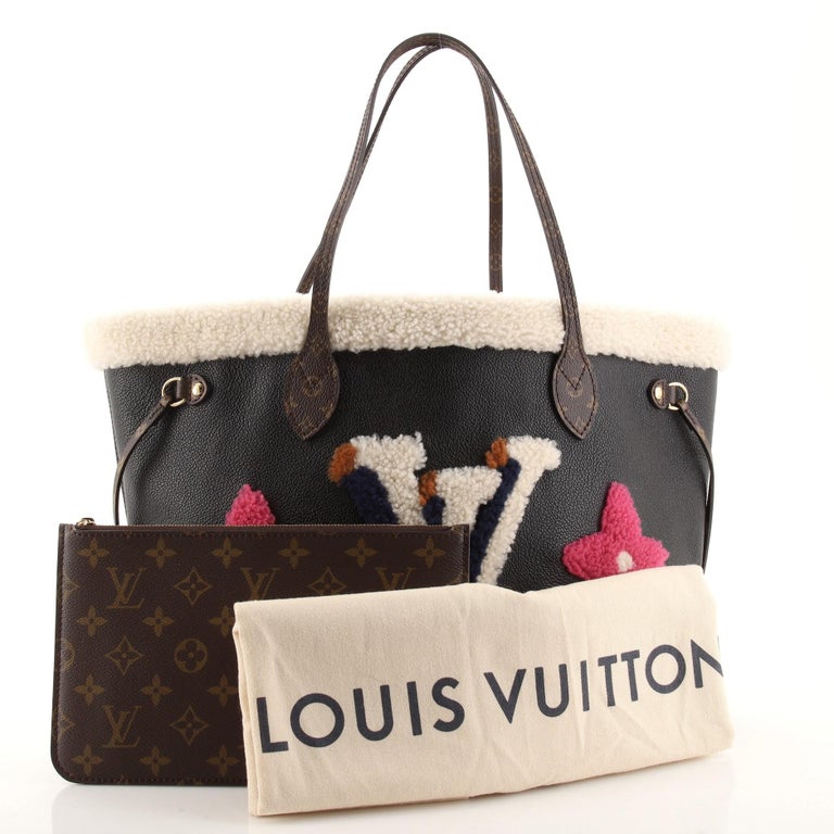 Louis Vuitton Neverfull NM Tote Leather and Monogram Teddy Shearling MM at  1stDibs