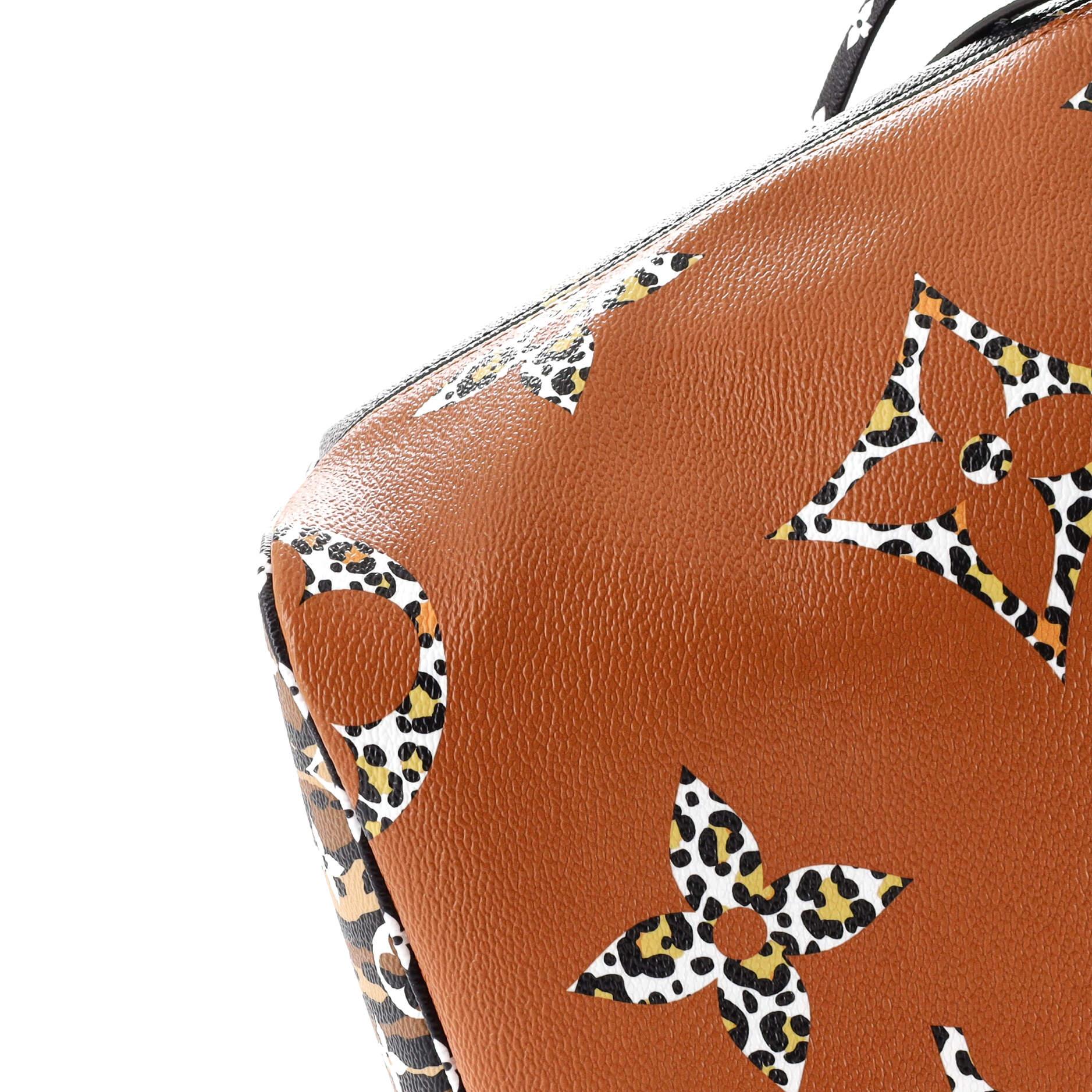 Louis Vuitton Neverfull NM Tote Limited Edition Jungle Monogram Giant MM For Sale 3