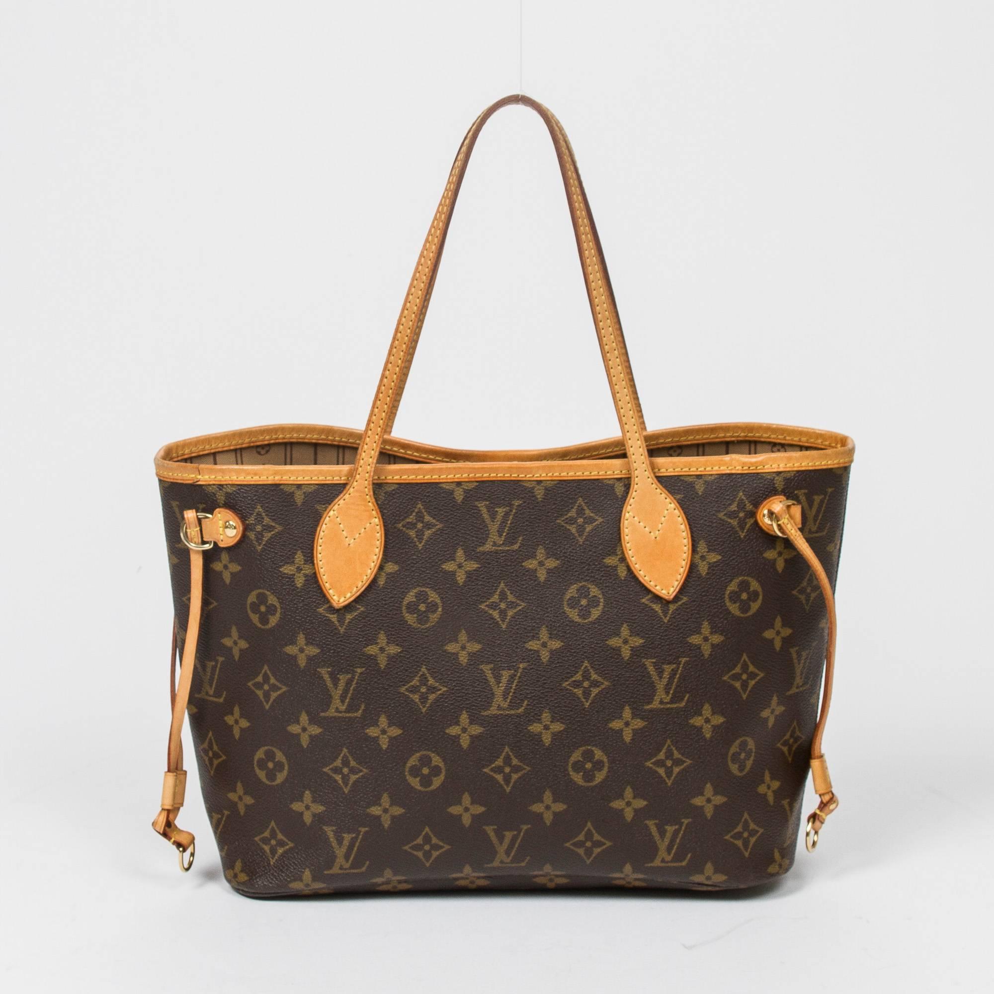 Women's Louis Vuitton Neverfull PM in brown monogram canvas