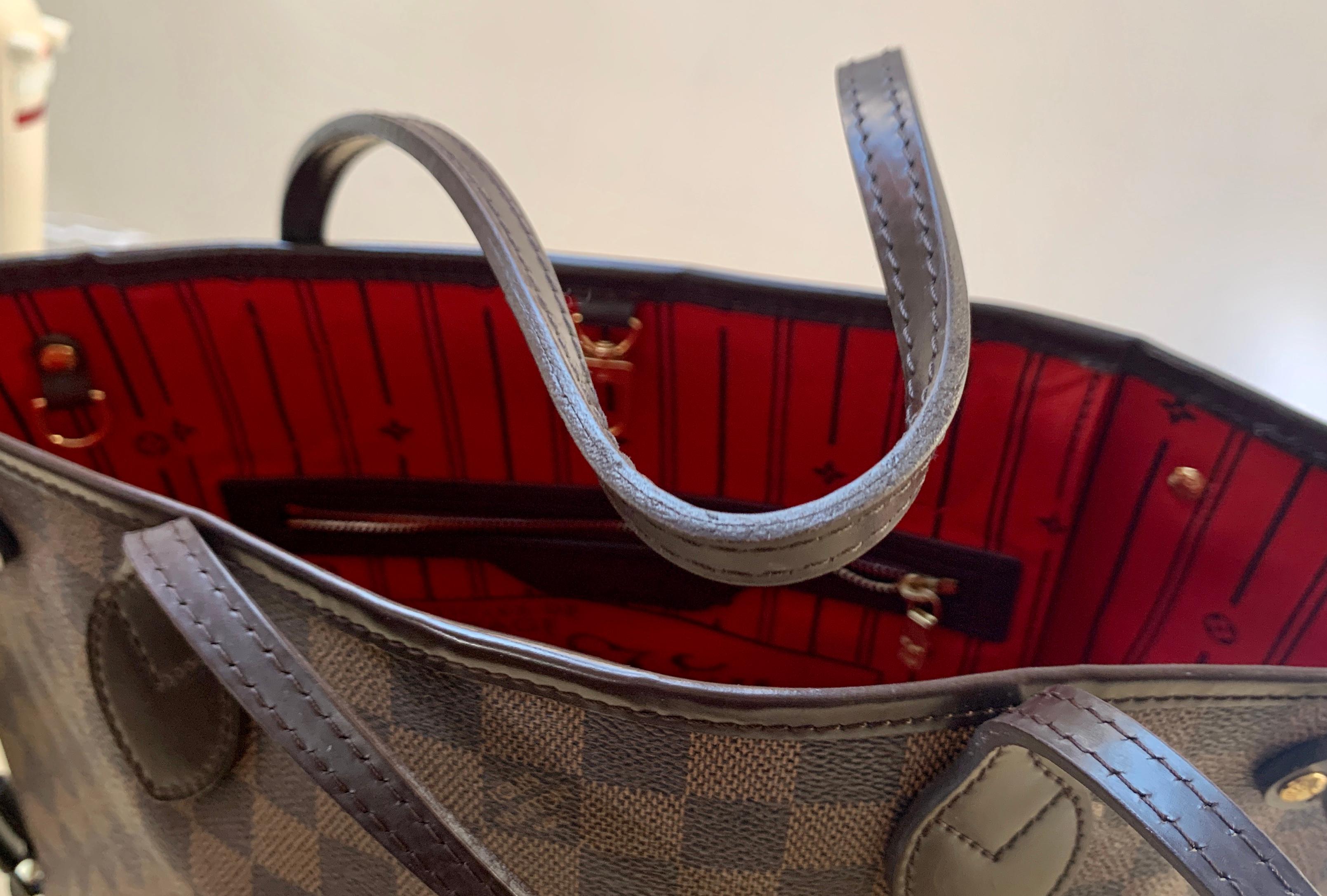 Louis Vuitton Neverfull PM Tote Bag - Damier Ebene   Canvas , Red Interior In Good Condition In New York, NY