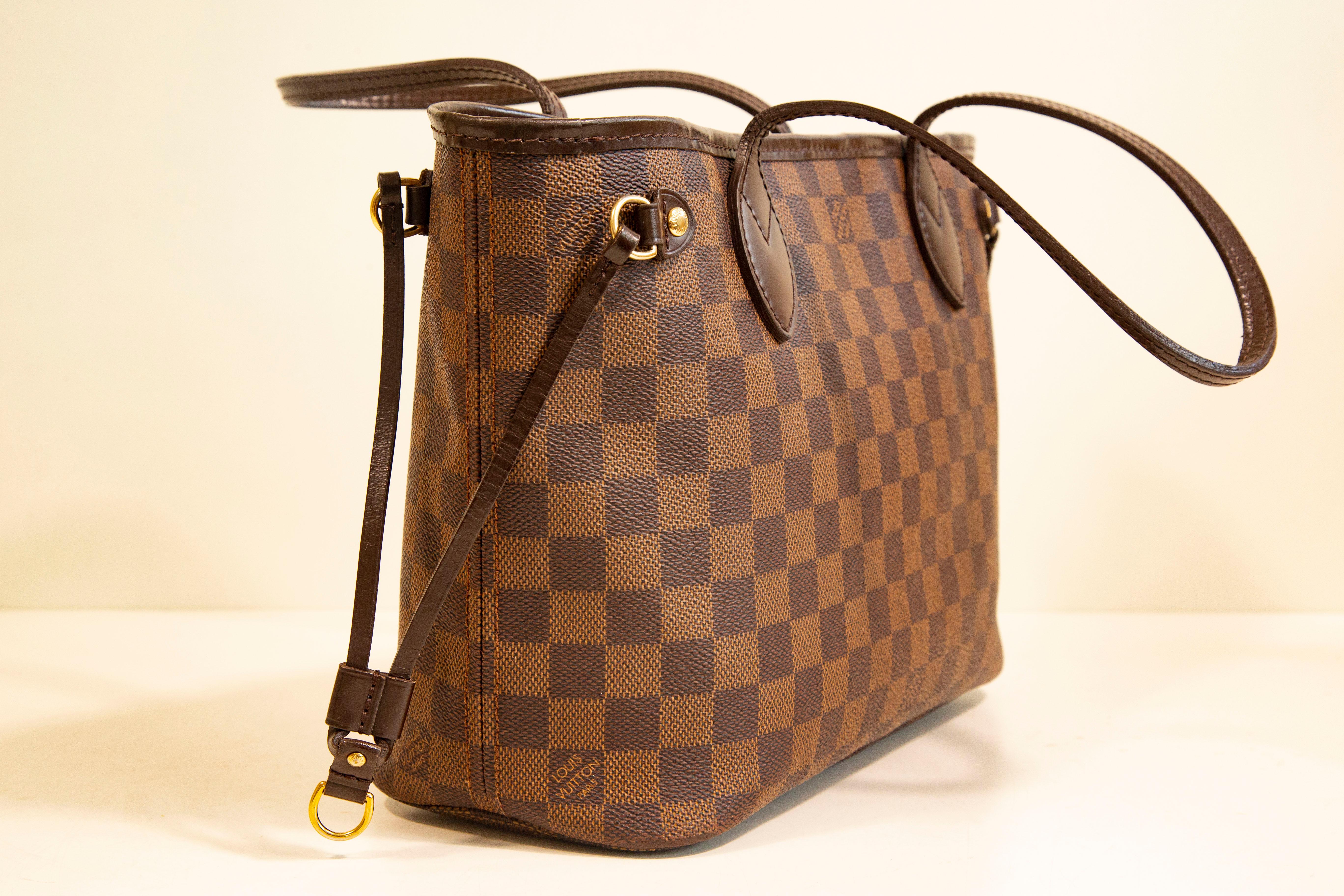 Louis Vuitton Neverfull PM Tote Shoulder Bag in Damier Ebene For Sale 5