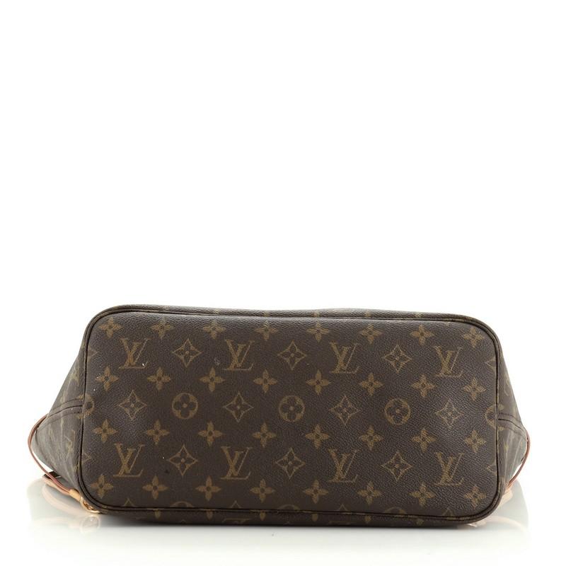 Louis Vuitton  Neverfull Tote Monogram Canvas MM In Good Condition In NY, NY