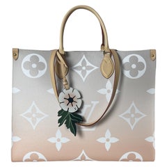 Louis Vuitton NUEVO 2021 Monograma Brume Gigante By The Pool Onthego GM Bolso Tote