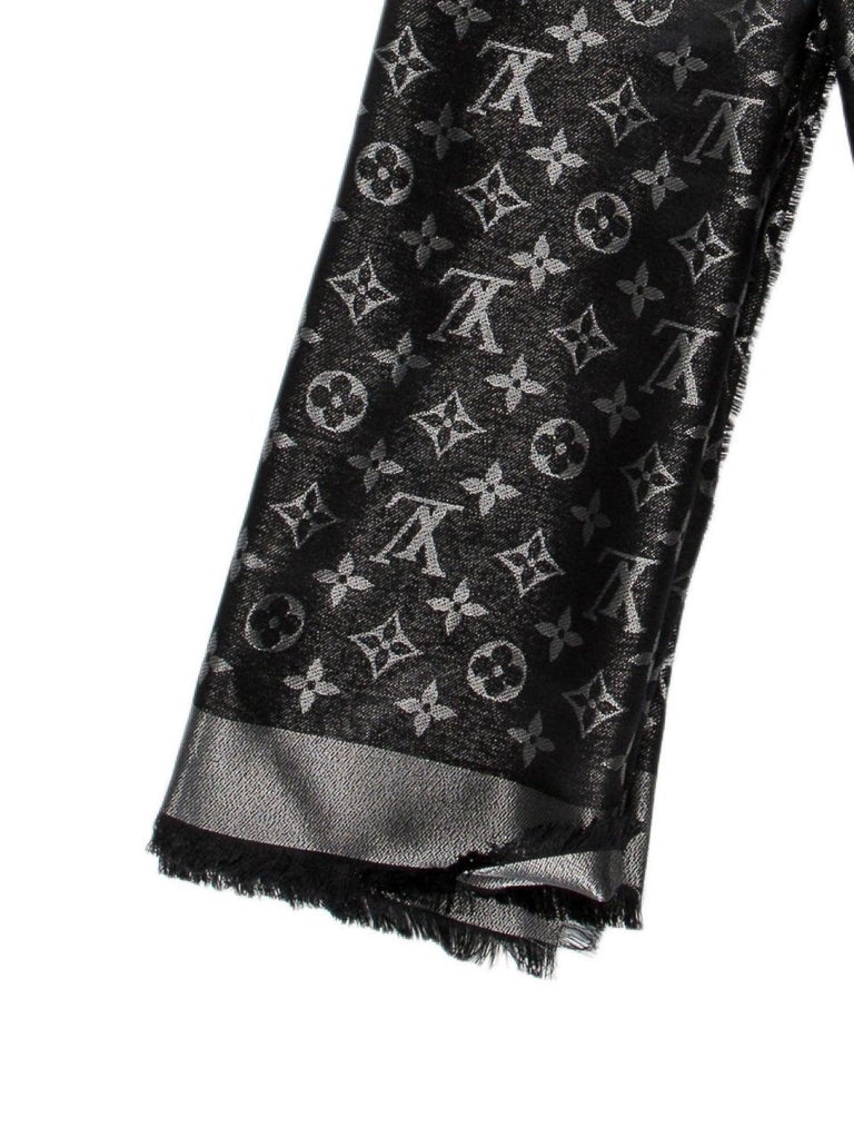 Louis Vuitton NEW Gray Black Silk Wool 'LV' Logo Men's Women's Neck ...