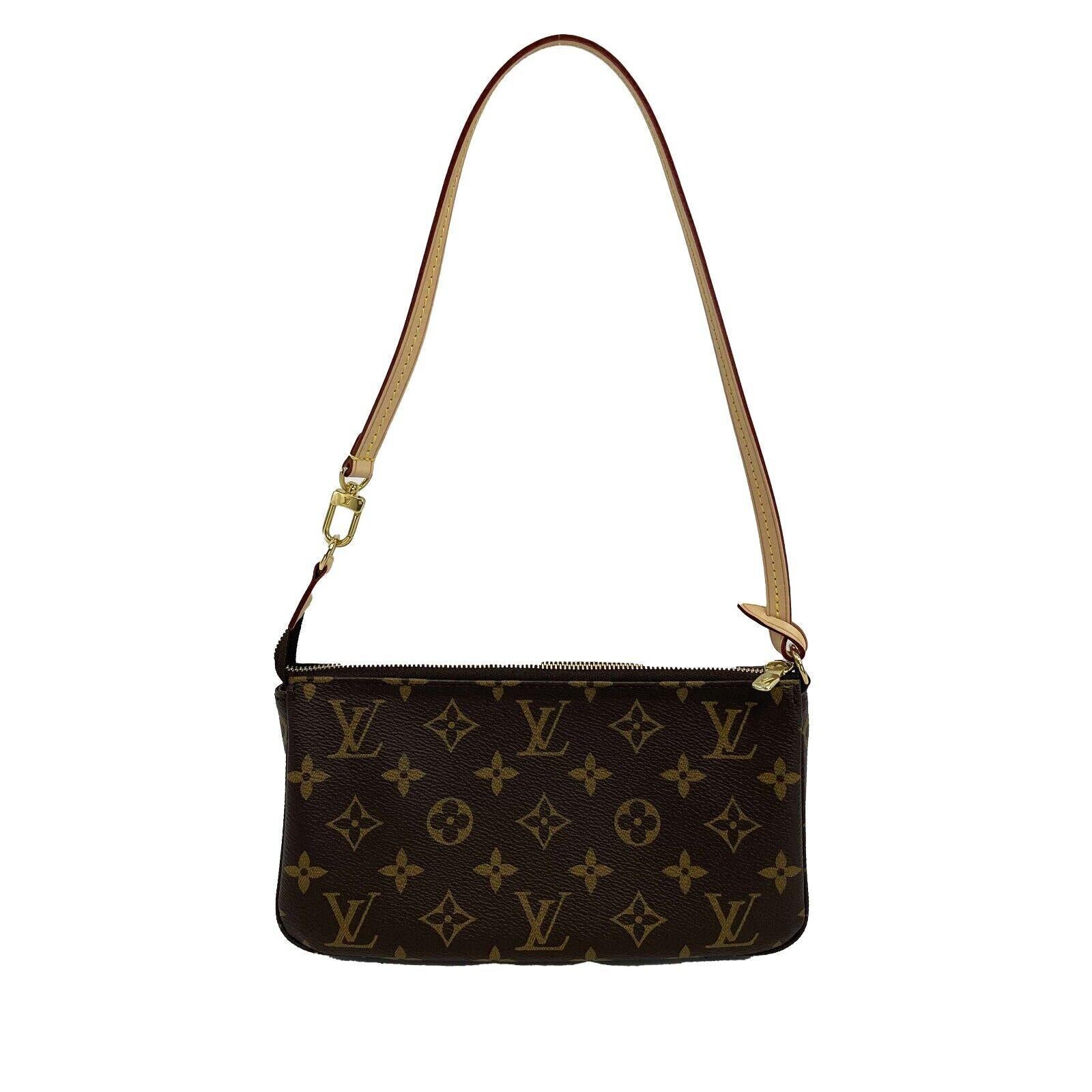 Louis Vuitton - New w/o Tags - Pochette - Brown - Handbag

Description

- Authentic LOUIS VUITTON Monogram Pochette
- In Monogram canvas
- Natural cowhide leather trimmings
- Zipper closure
- Golden color metallic pieces
- Textile lining
- Strap is