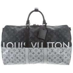 Louis Vuitton Men's Travel Bags - 7 For Sale on 1stDibs