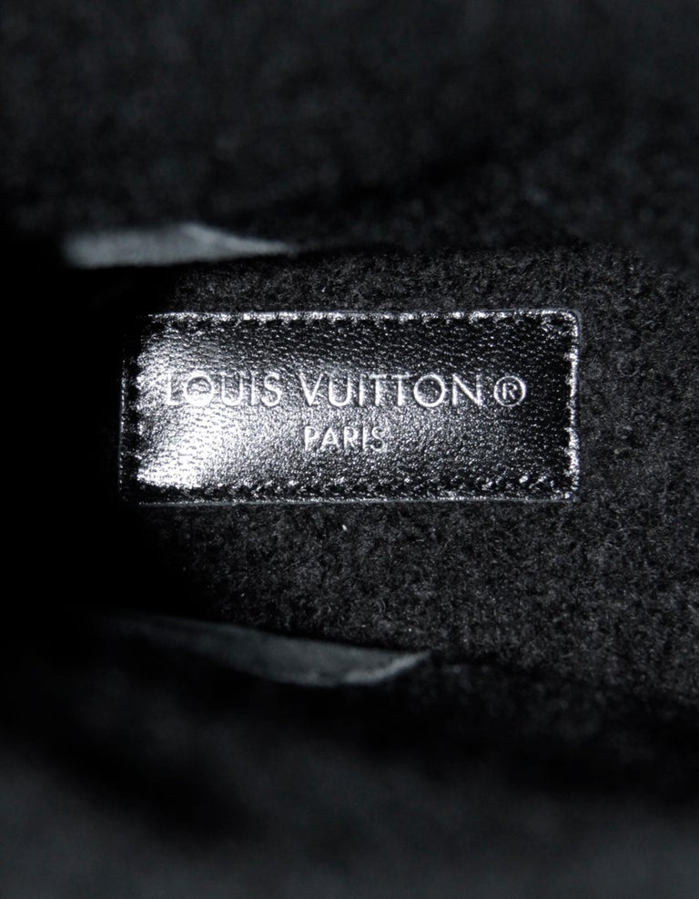 Louis Vuitton Shearling Booties Natural Shearling. Size S18