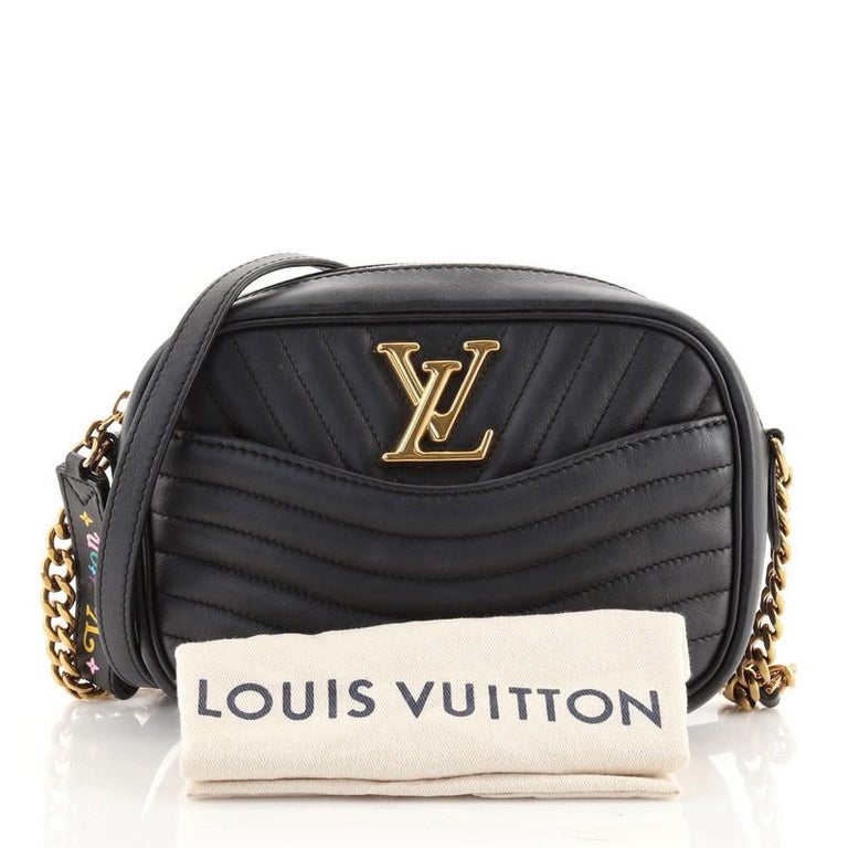 Louis Vuitton 2019 pre-owned New Wave Camera Bag - Farfetch