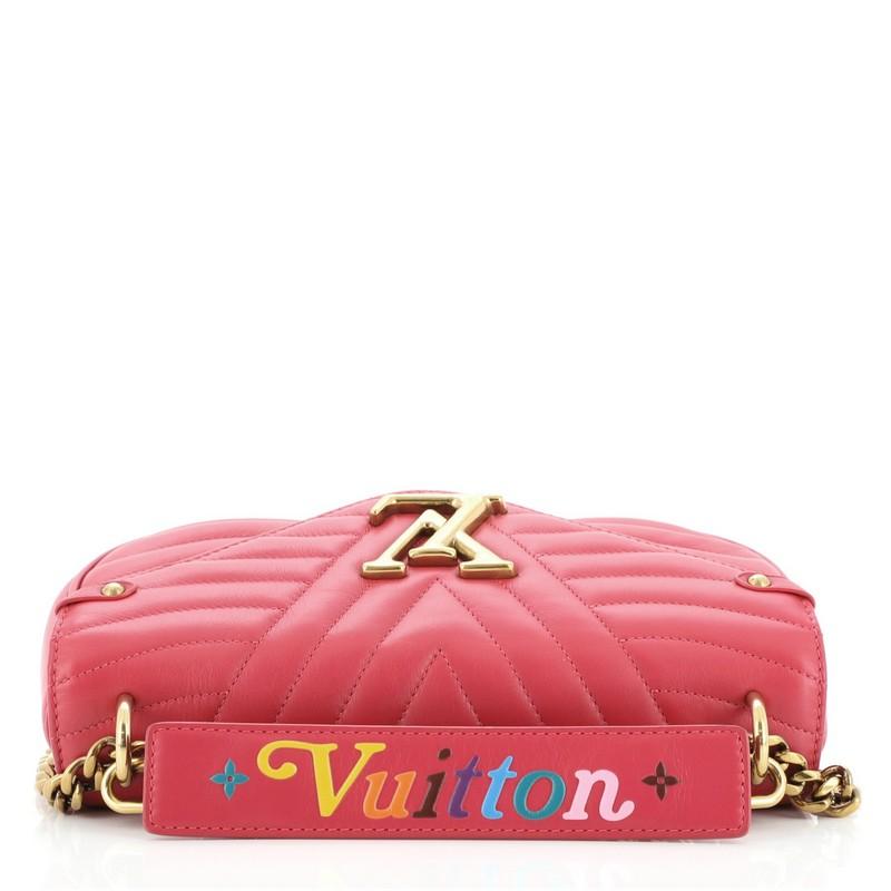 Women's or Men's Louis Vuitton New Wave Chain Bag Quilted Leather MM