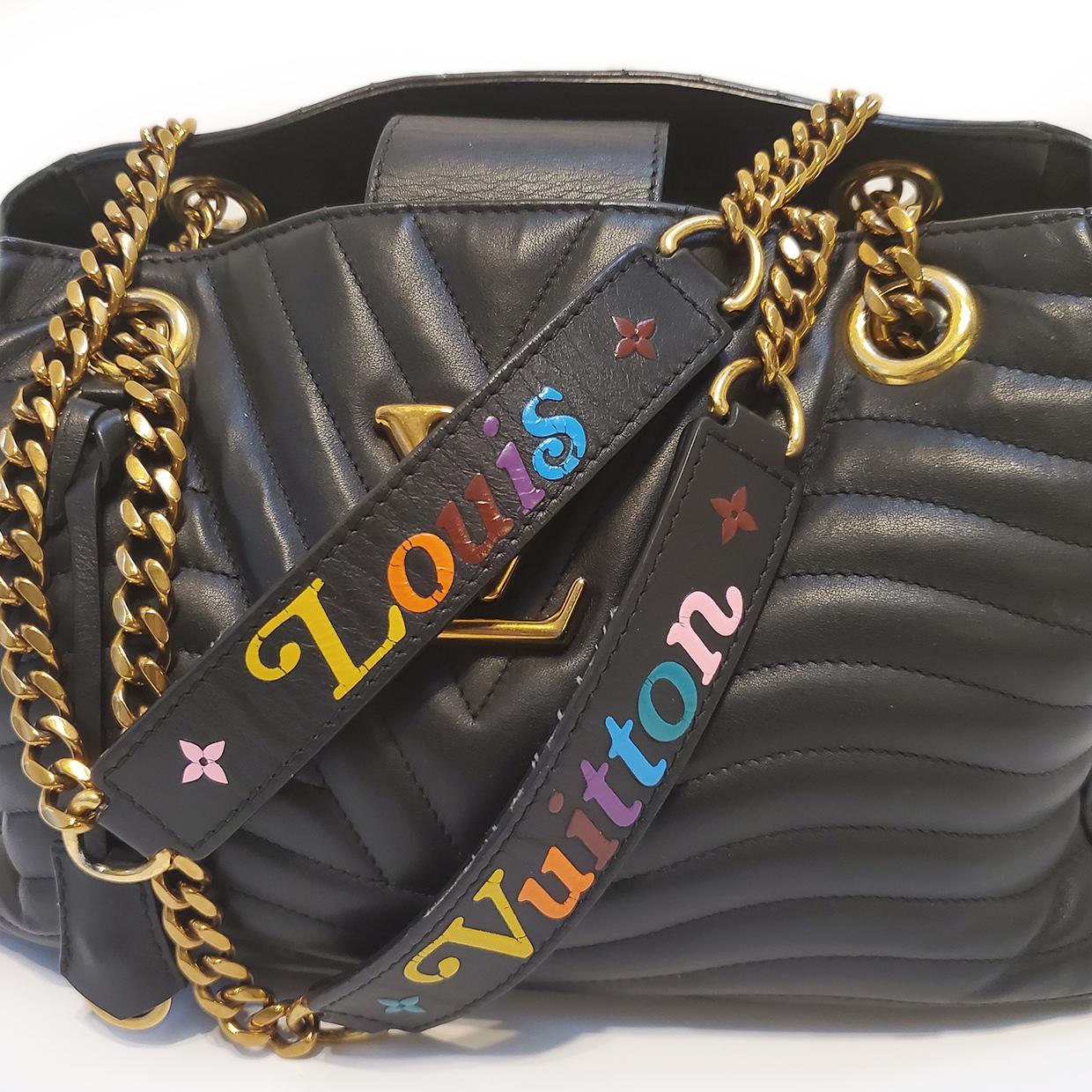 Louis Vuitton New Wave Chain Black Quilted Tote Handbag In Good Condition In Columbia, MO