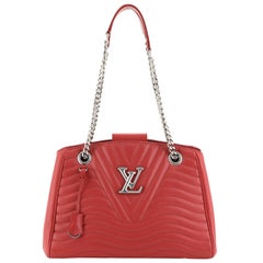 Louis Vuitton 2018 Pre-owned New Wave Chain Shoulder Bag - Red