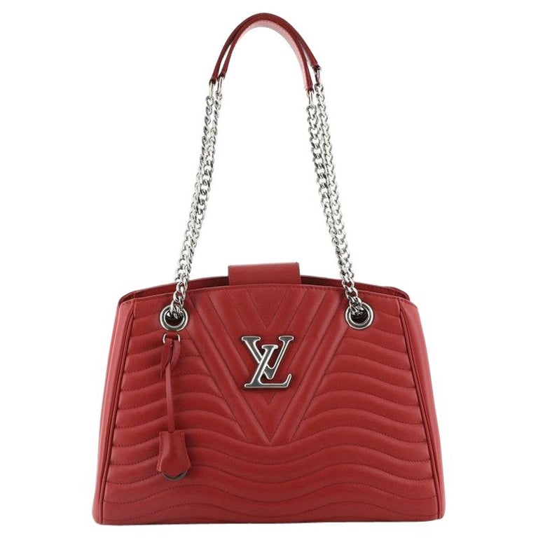 Louis Vuitton New Wave Chain Tote Quilted Leather For Sale at 1stdibs