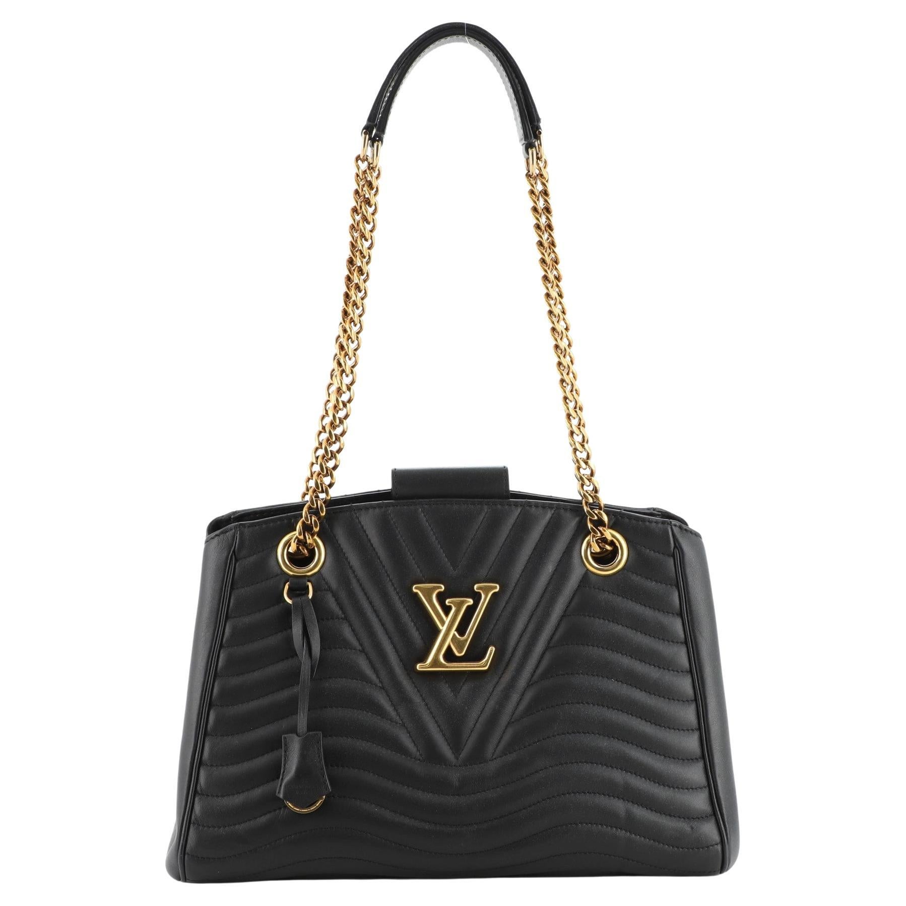Louis Vuitton New Wave Kette Tragetasche aus gestepptem Leder