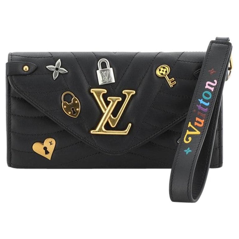 Louis Vuitton® Louis Vuitton NEW Wave Chain Bag MM  Louis vuitton wallet  women, Louis vuitton wallet, Vuitton
