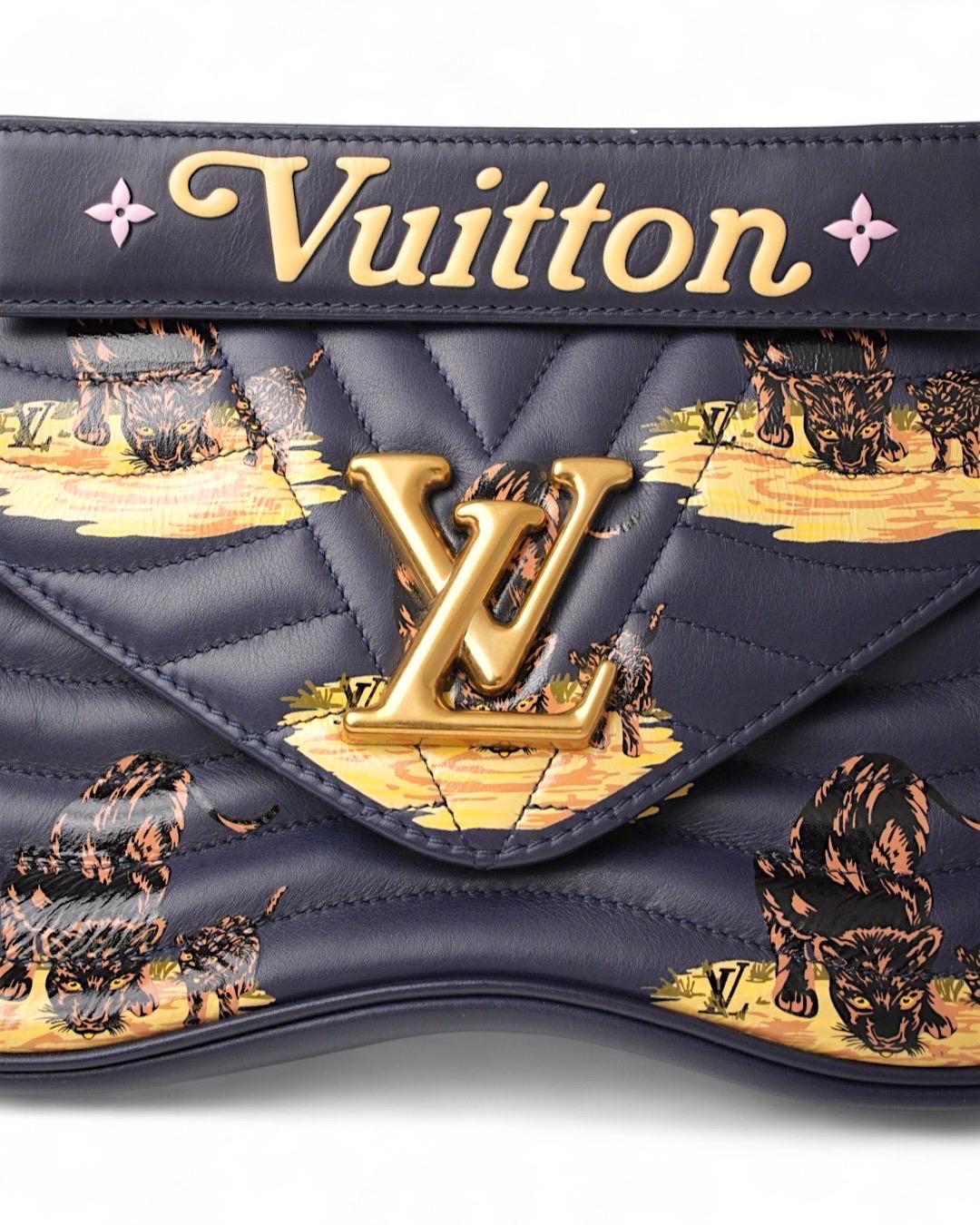 Louis Vuitton New Wave MM Leopard Print Blu en vente 3