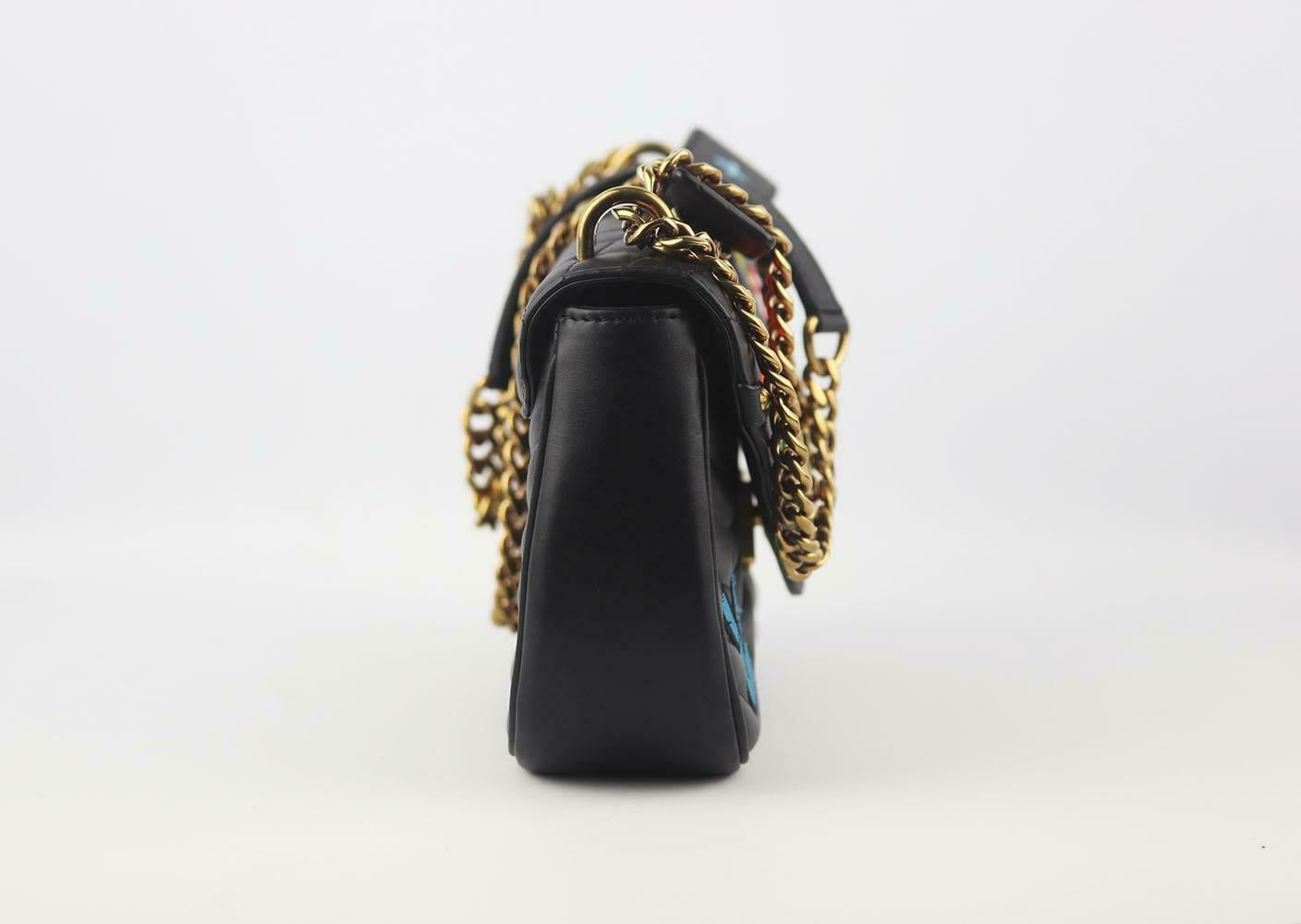 Nero Louis Vuitton Borsa a tracolla in pelle di vitello trapuntata New Wave MM